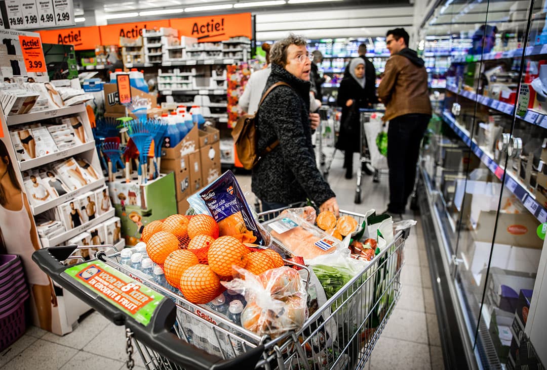 Farmers Defence Force vindt de dalende prijzen voor agrarische producten en de grote drukte in supermarkten niet met elkaar stroken. - Foto: ANP