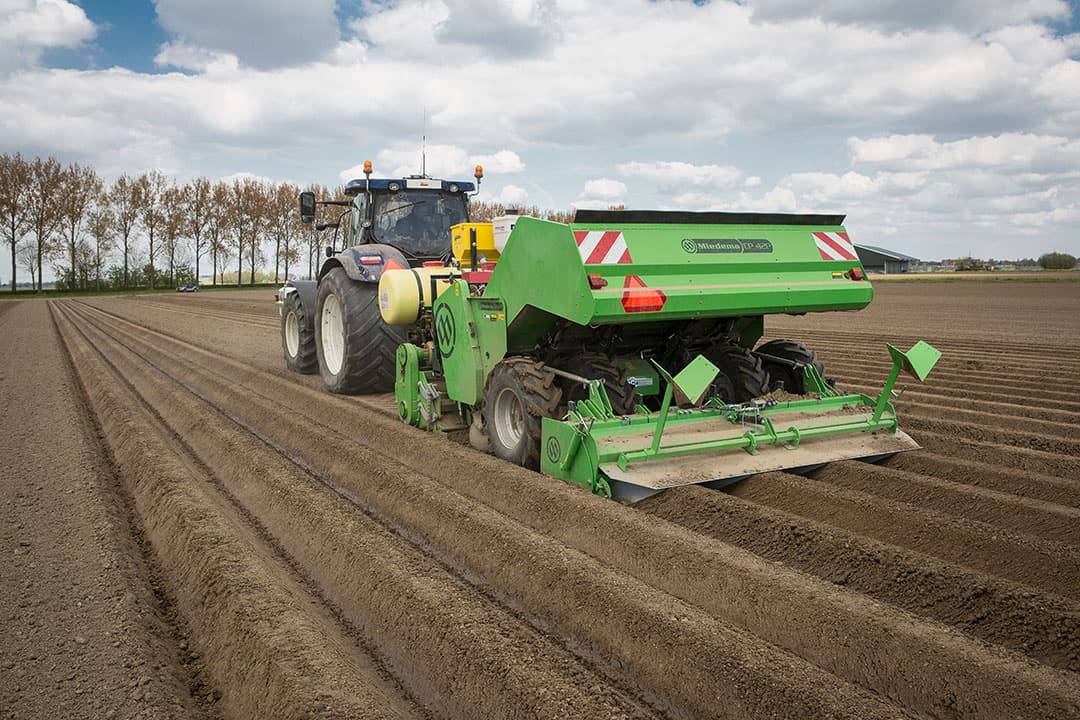 NEPG adviseert telers eerst hun kostprijs uit te rekenen alvorens een contract te tekenen. - Foto: Peter Roek