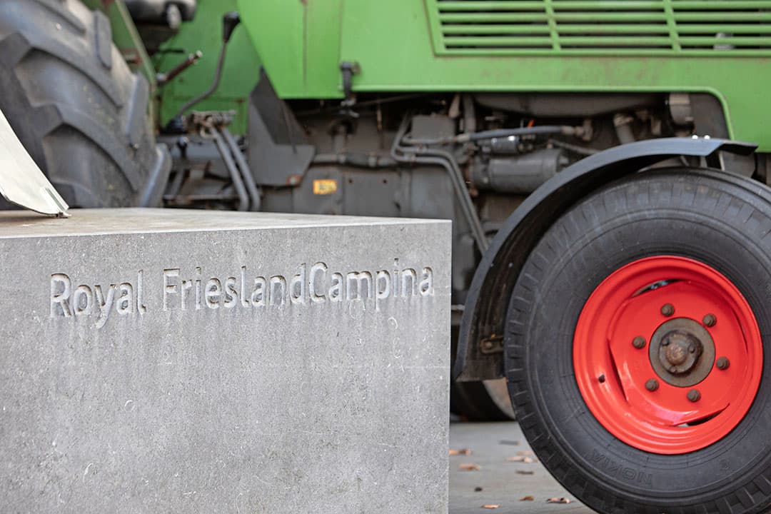 Oktober 2019 voerden boeren actie bij het hoofdkantoor van FrieslandCampina in Amersfoort. De geplande FDF-actie bij RFC deze week werd afgeblazen. Foto: ANP
