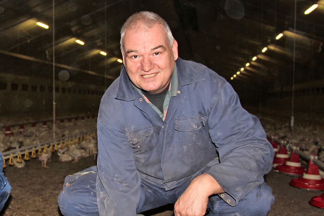 Vleeskuikenhouder Ad Jansen. - Foto: Dick van Doorn