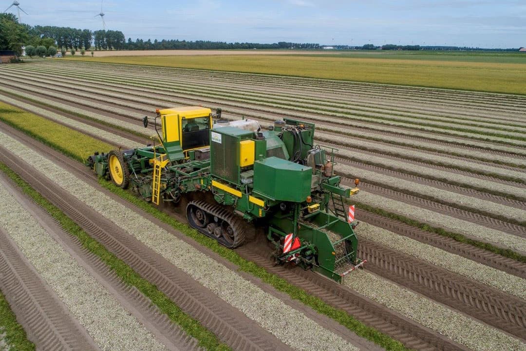 Zo is er net genoeg ruimte om de volgende werkgang weer te beginnen met klappen van de eerste meters.