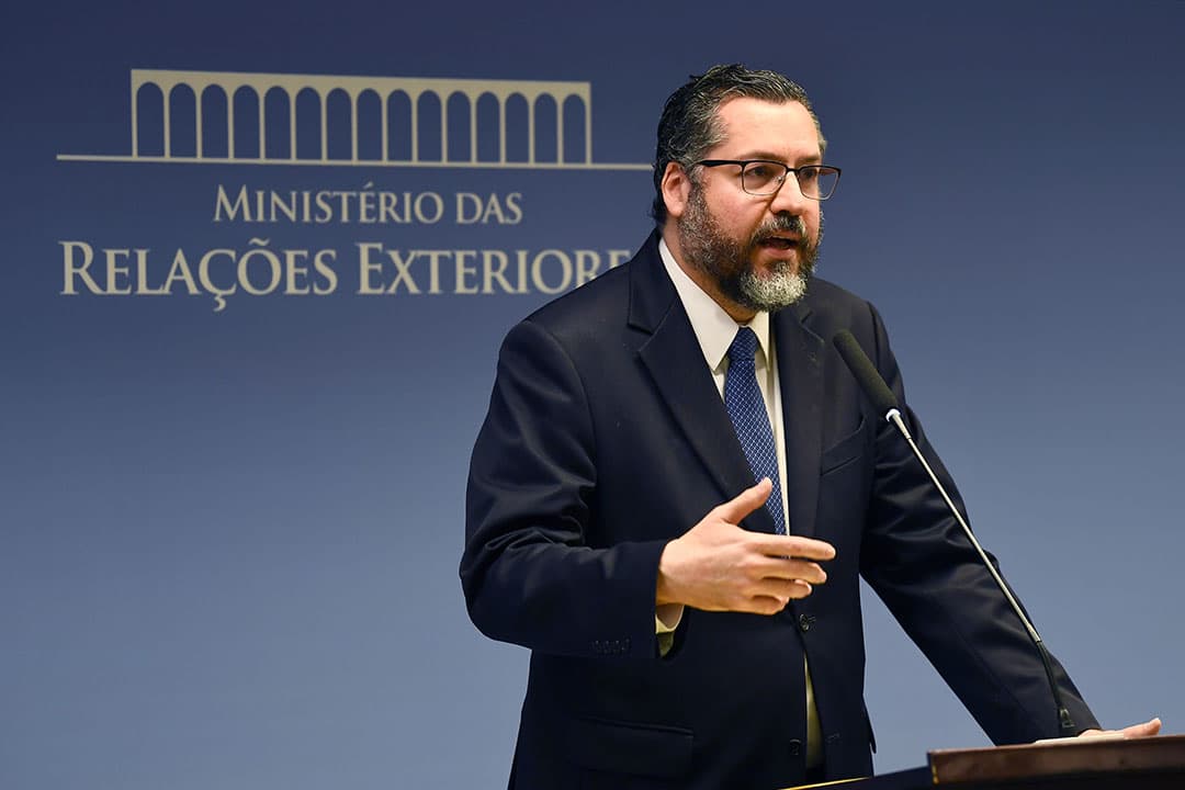 2019-07-02 16:27:11 Brazilian Foreign Minister Ernesto Araujo speaks during a press conference on the trade agreement signed last week between the European Union and the Mercosur at Itamaraty Palace in Brasilia, on July 2, 2019. The negotiations for the agreement signed in Brussels took over 20 years. EVARISTO SA / AFP