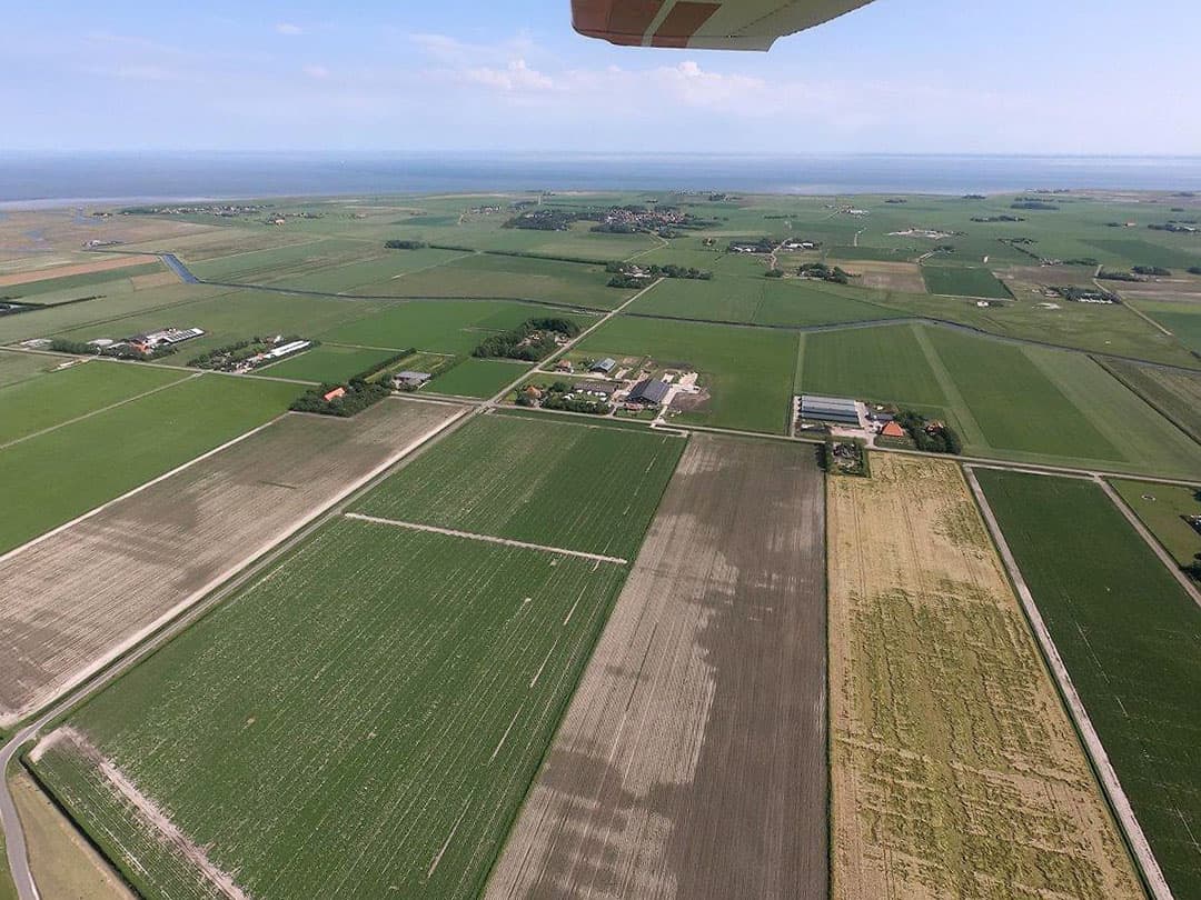 Hier zien we ook gevolgen van rond 175 millimeter regen in korte tijd. Oppervlaktewater is best welkom op Texel, maar zo veel ...