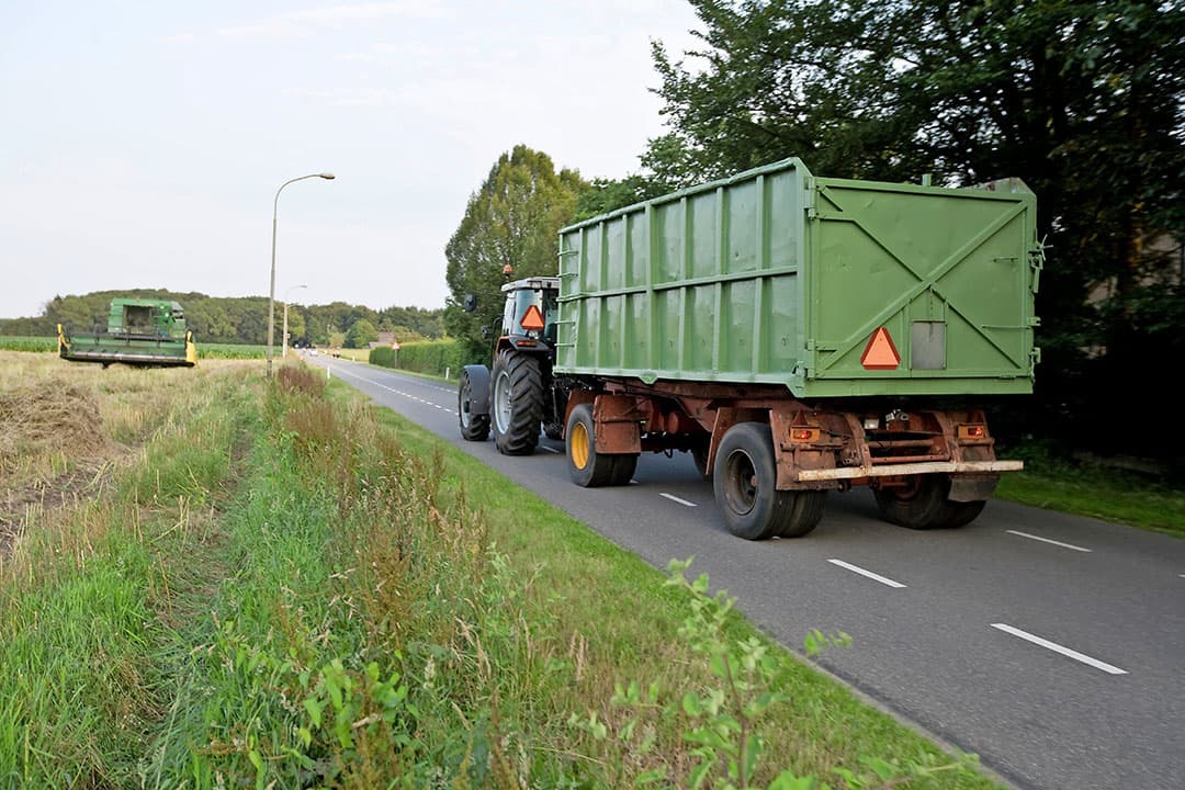 Minder snelheidsverschil tussen auto's en trekkers helpt het verkeer, vindt Piet Keur.