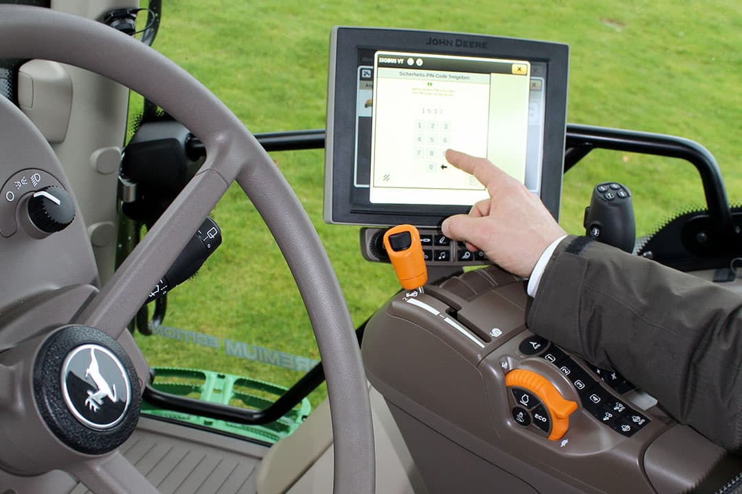 John Deere pincode tegen diefstal displays