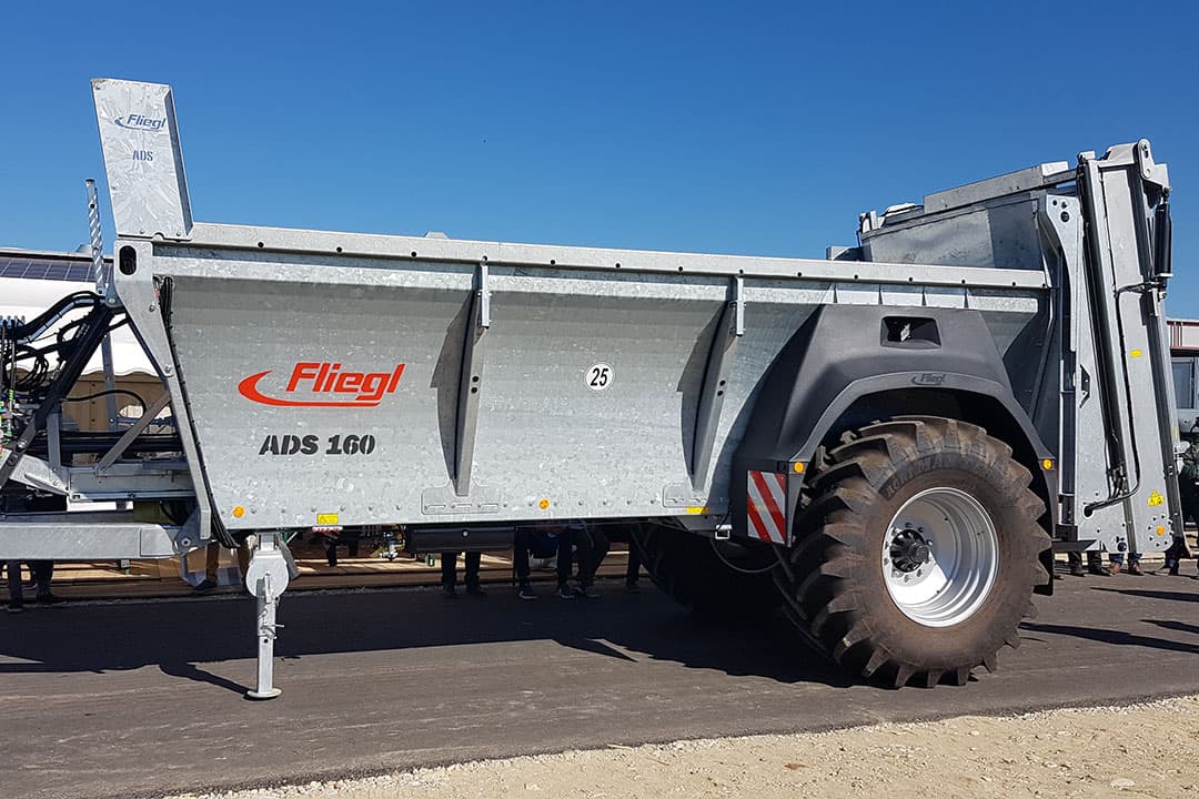 Grotere mestverspreider van Fliegl