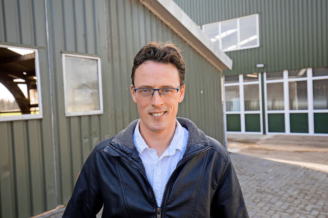 Elbert Hennipman (36) heeft in maatschap met zijn vrouw Jannie (36) een veebedrijf in Westbroek (U.): Hoeve Heizigt. De maatschap heeft 170 melkkoeien, 60 stuks jongvee (grotendeels uitbesteed) en 80 hectare land in gebruik.
