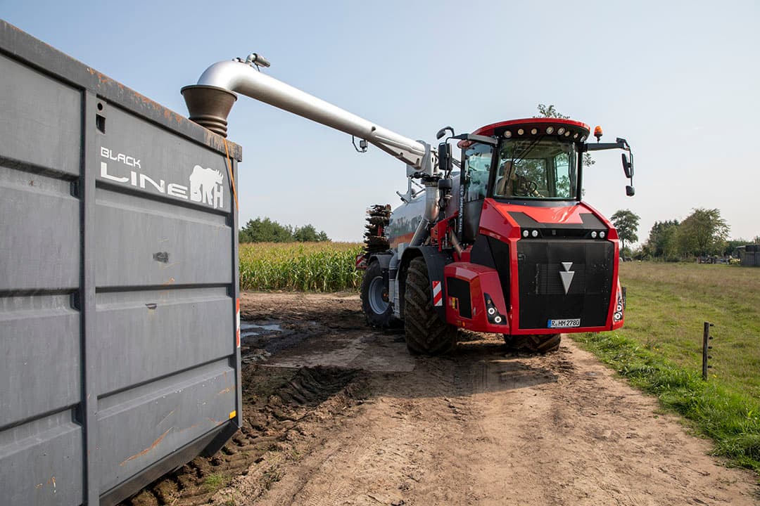 RosierGreidanus werkt aan een standaard zuigarm voor putten die ook voor de cabine langs kan draaien.