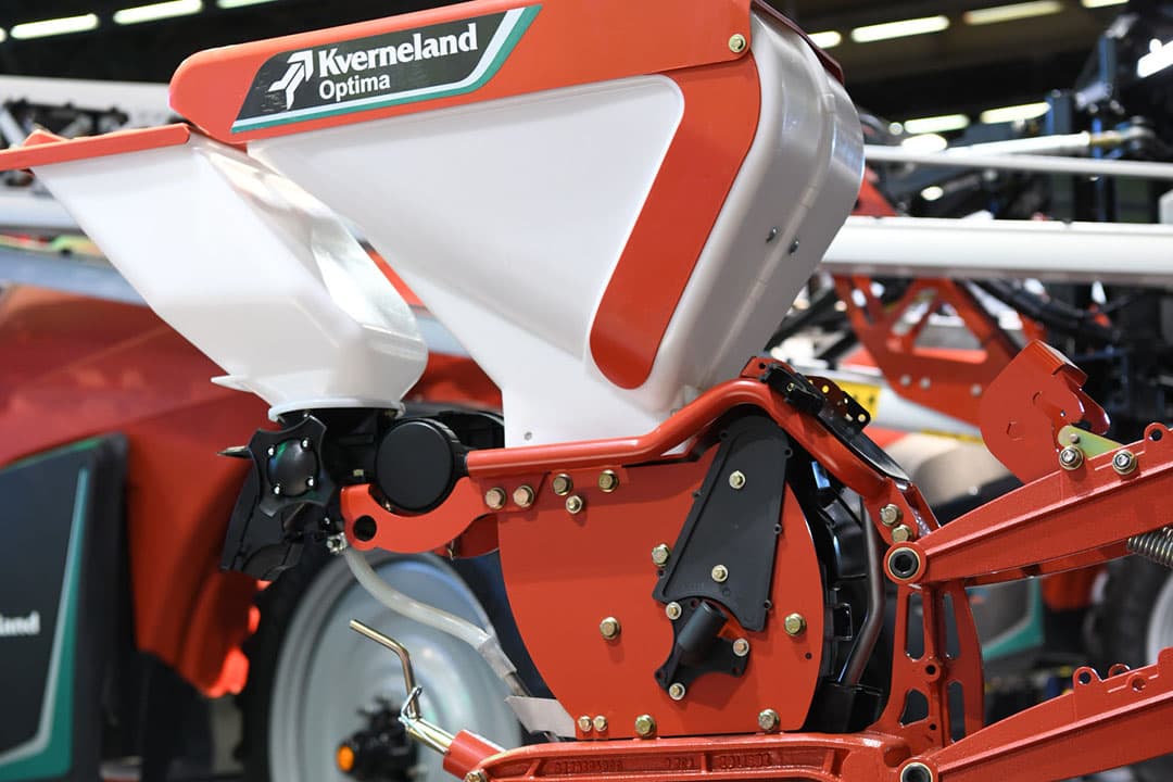 Sima-nieuws (8): Kverneland met granulaatstrooier