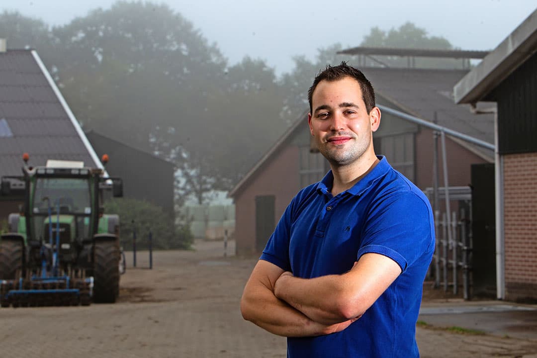 De afgelopen weken is weer het nodige gebeurd. Medio november is het circuit van het rondpompsysteem van de jongveestal uitgebreid naar de nieuwe kalverstal. Smale doet dit in eigen beheer.
