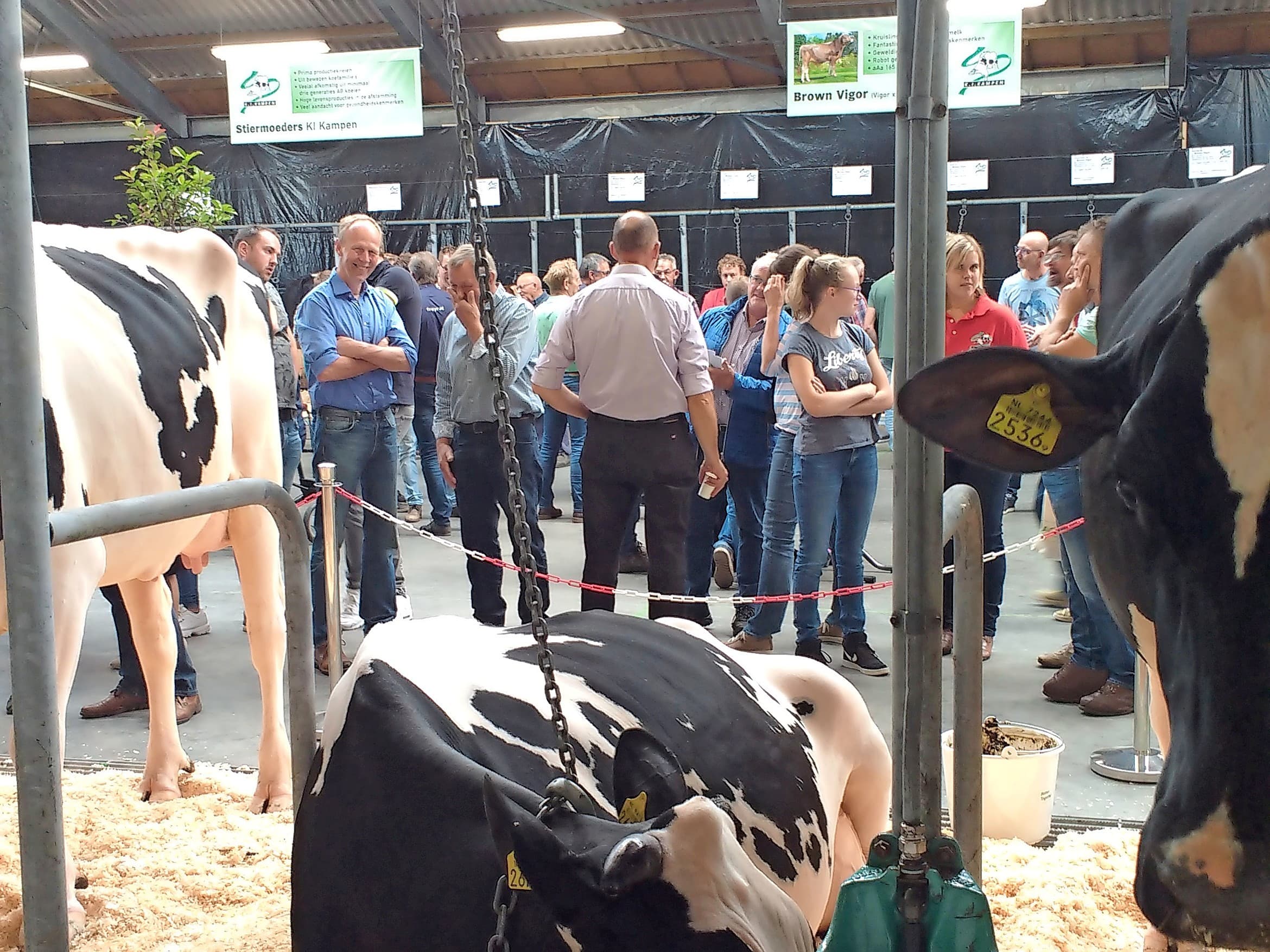 Ki Kampen hield bij landbouwmechanisatiebedrijf van der Sluis Agri in Genemuiden (Ov.) een redelijk goed bezochte open dag. 5 dochtergroepen en een keur aan machines werden tentoongesteld. - Foto's: Robert Prins