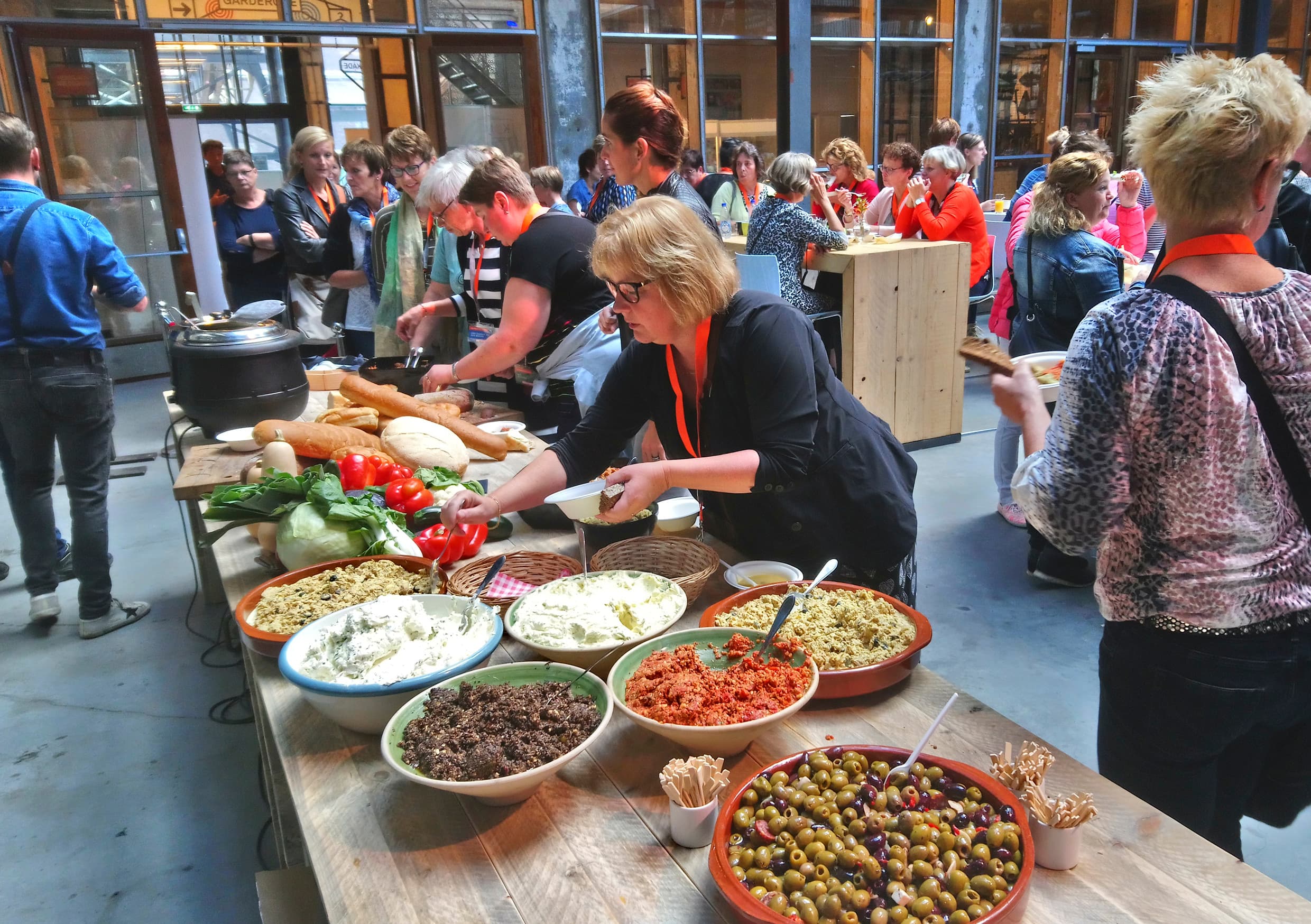 De ForFarmers ladiesday dit jaar stond in het teken van eten. De presentaties gingen over voedseltrends, het thema kwam ook tijdens de lunch royaal terug.