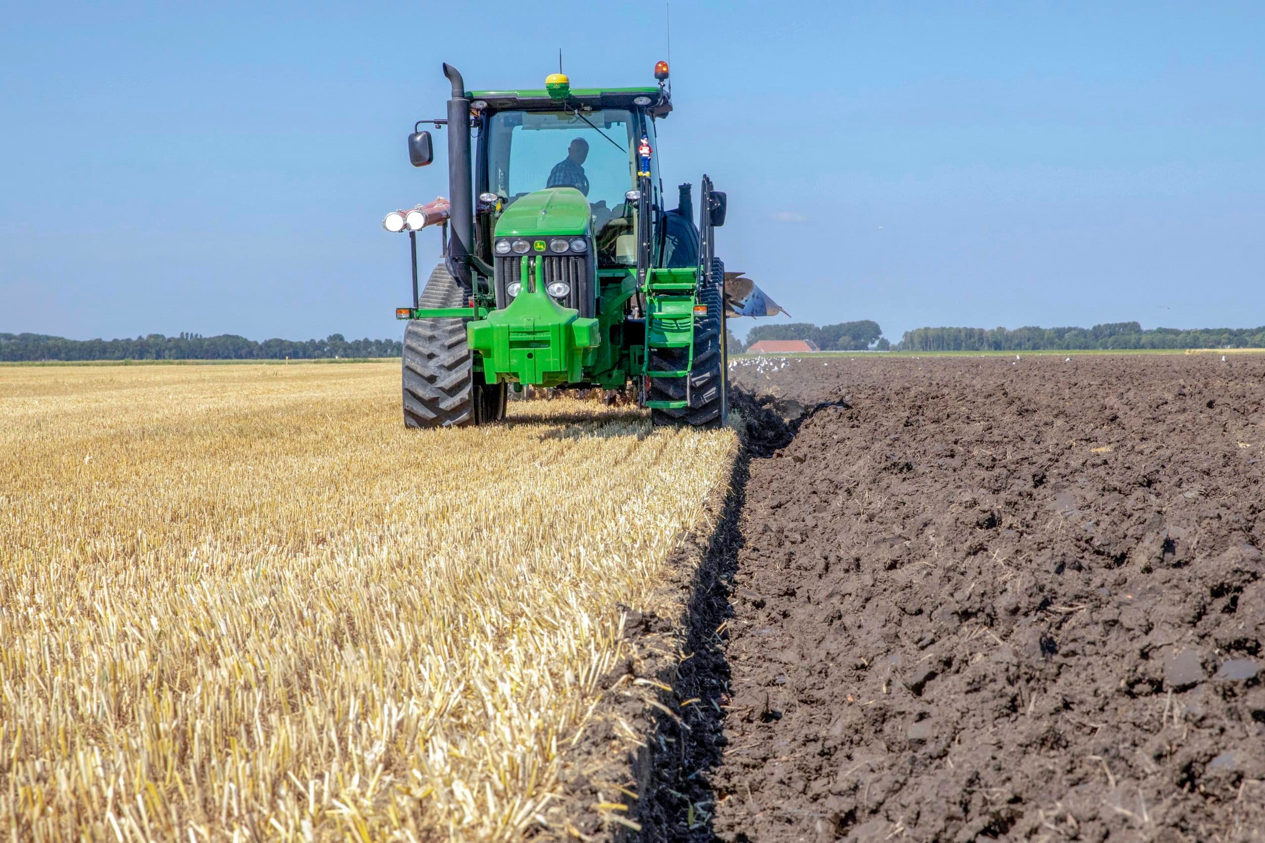 Pachtprijzen in Nederland zijn hoog. Toch loopt het niveau redelijk in de pas met de hoogte van de grondprijzen en opbrengend vermogen van de grond. - Foto: Koos van der Spek