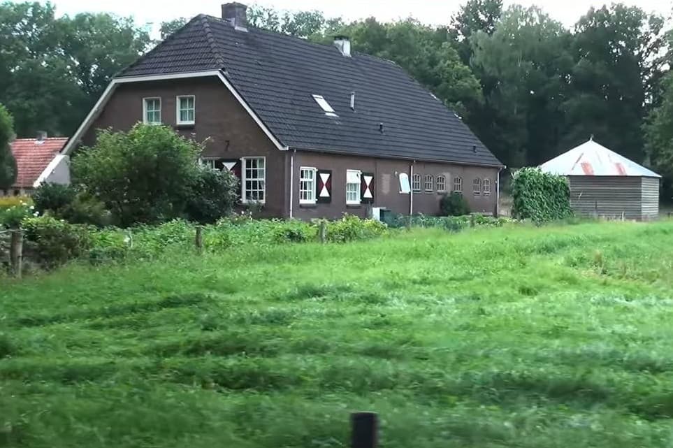 Screenshot YouTube-film Noud Bijvoet over landgoed Junne
