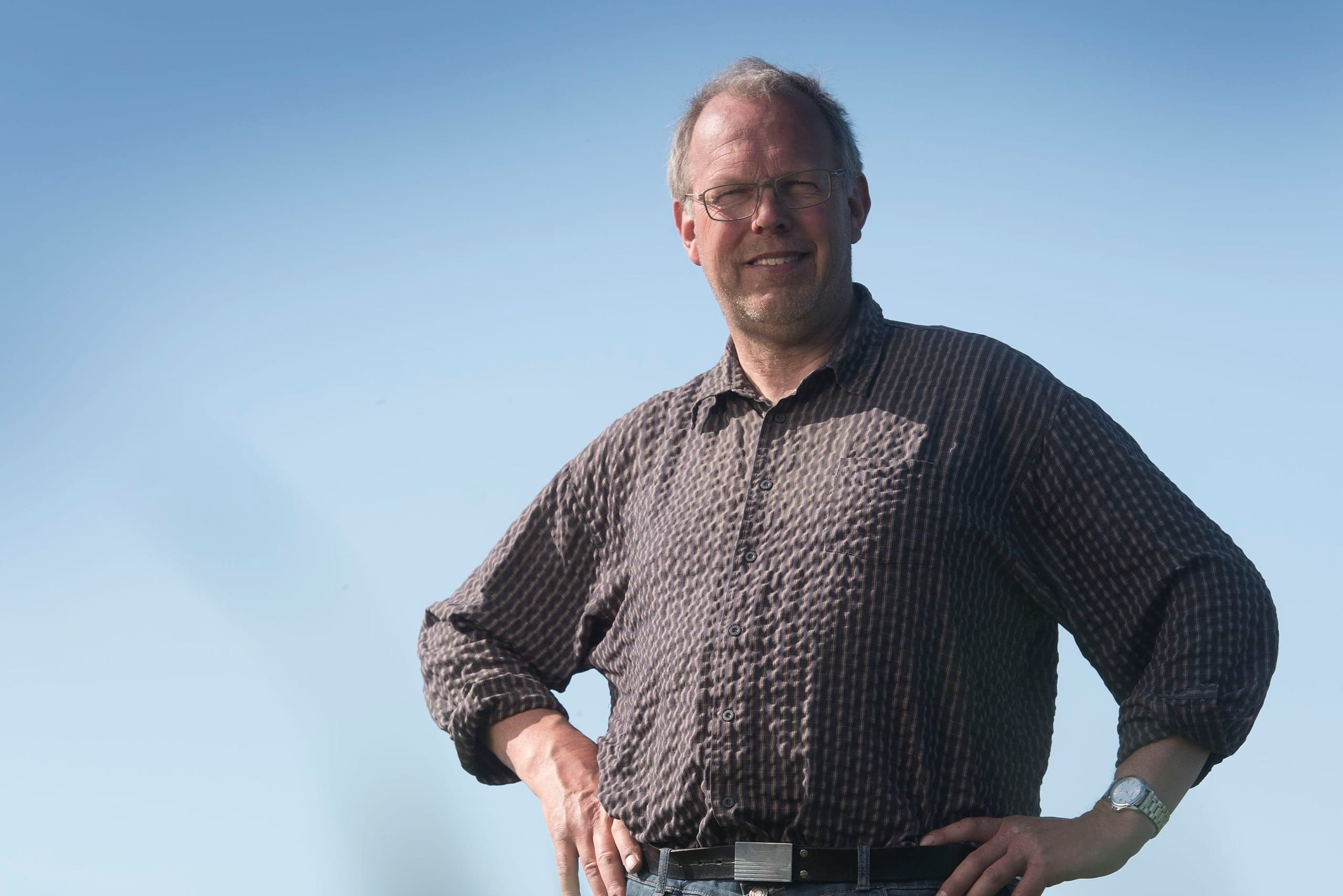 Teun de Jong is sinds 1 oktober 2009 voorzitter van de Nederlandse Akkerbouw Vakbond. Zijn termijn loopt af in 2020. De Jong heeft een akkerbouwbedrijf in het Noord-Friese Sint Annaparochie. - Foto: Mark Pasveer