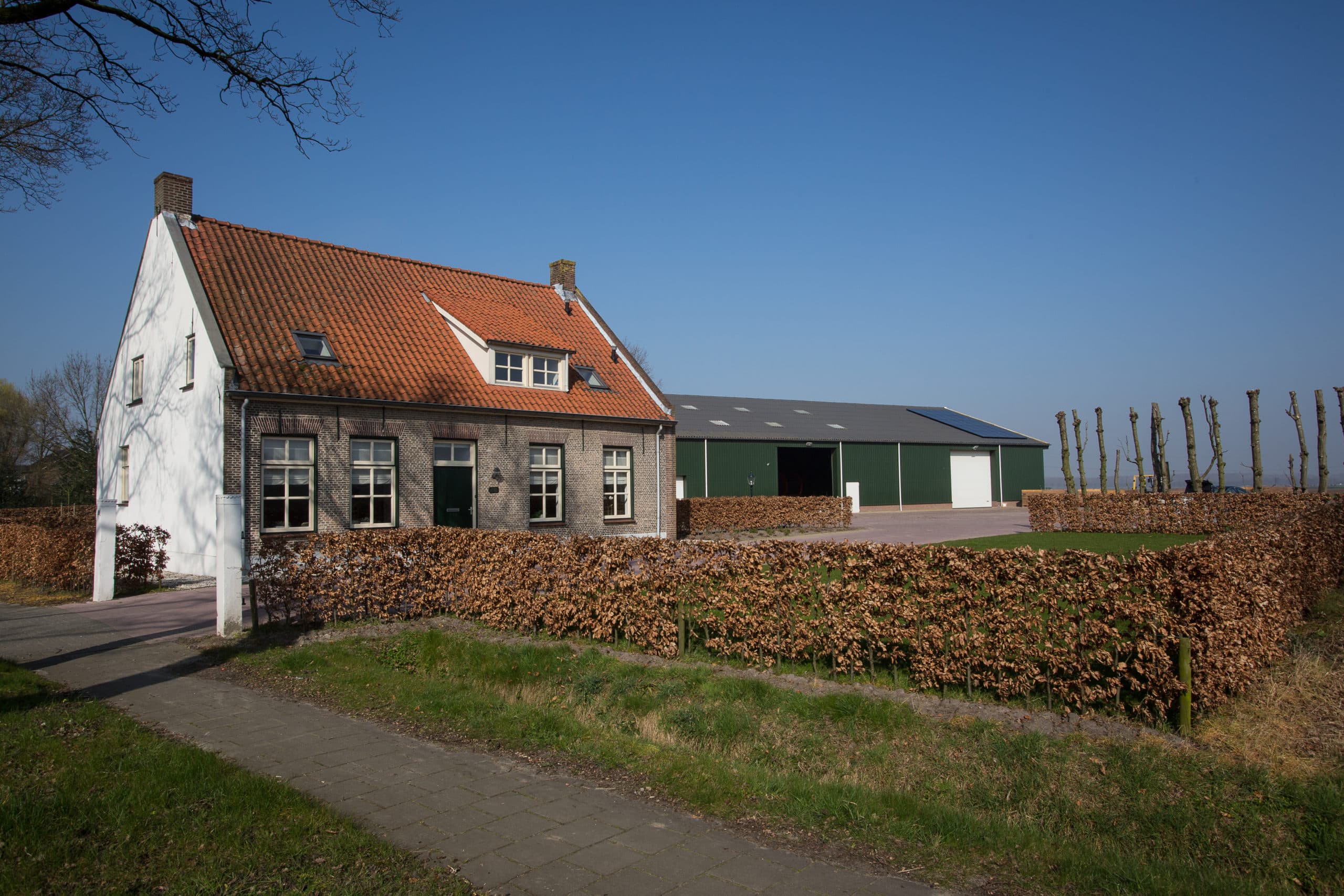 202295 Woning en bedrijfspand van Jan en Monique Wijnen in Hoeven