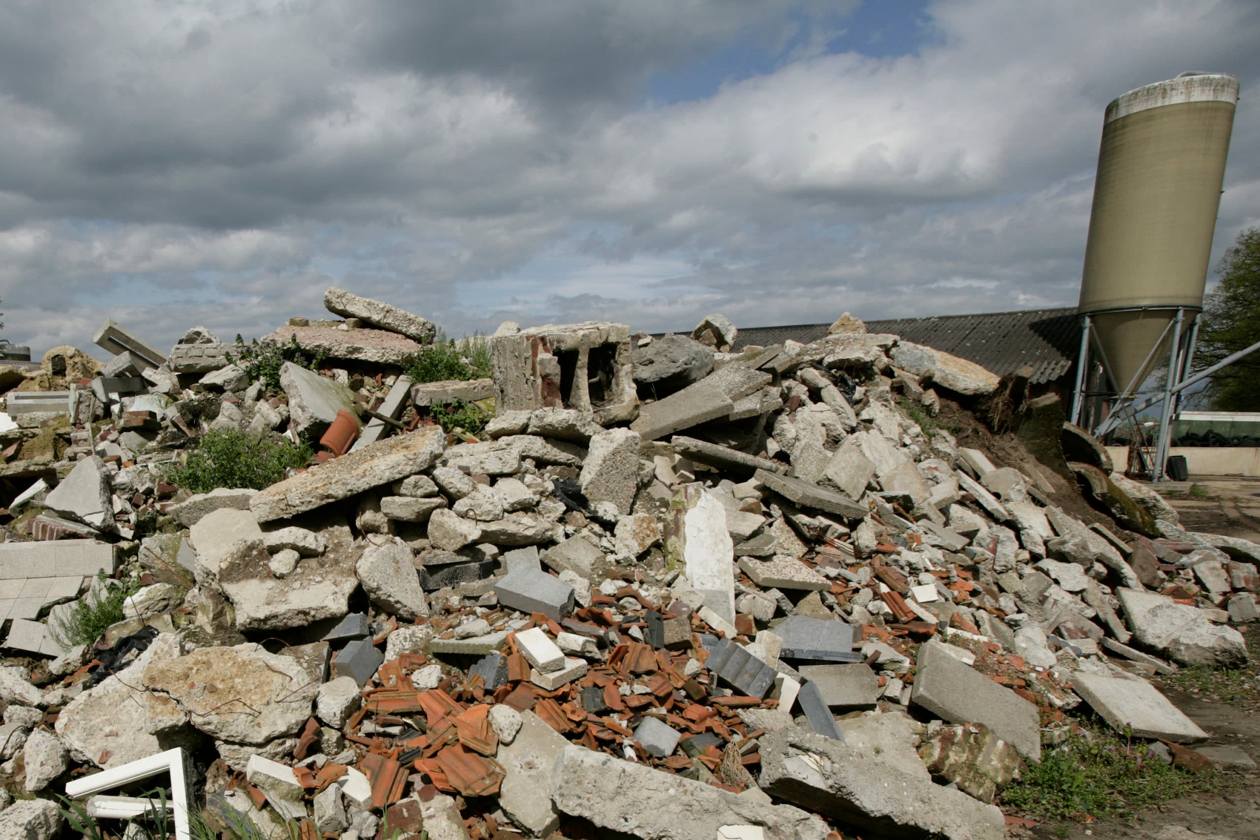 Gesloopt landbouwbedrijf (archiefbeeld). - Foto: Koos Groenewold