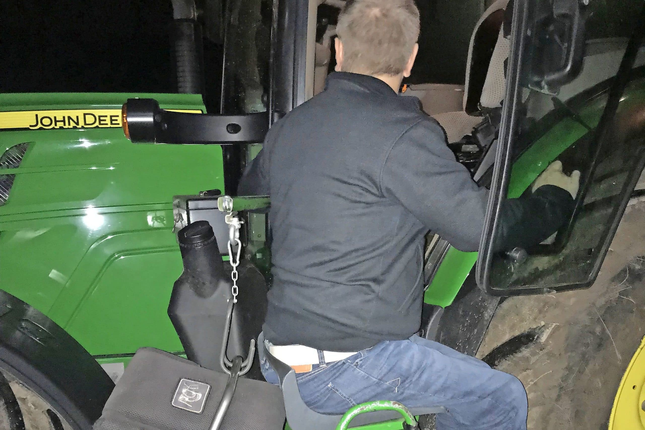 Zelfbouwlift maakt John Deere toegankelijk
