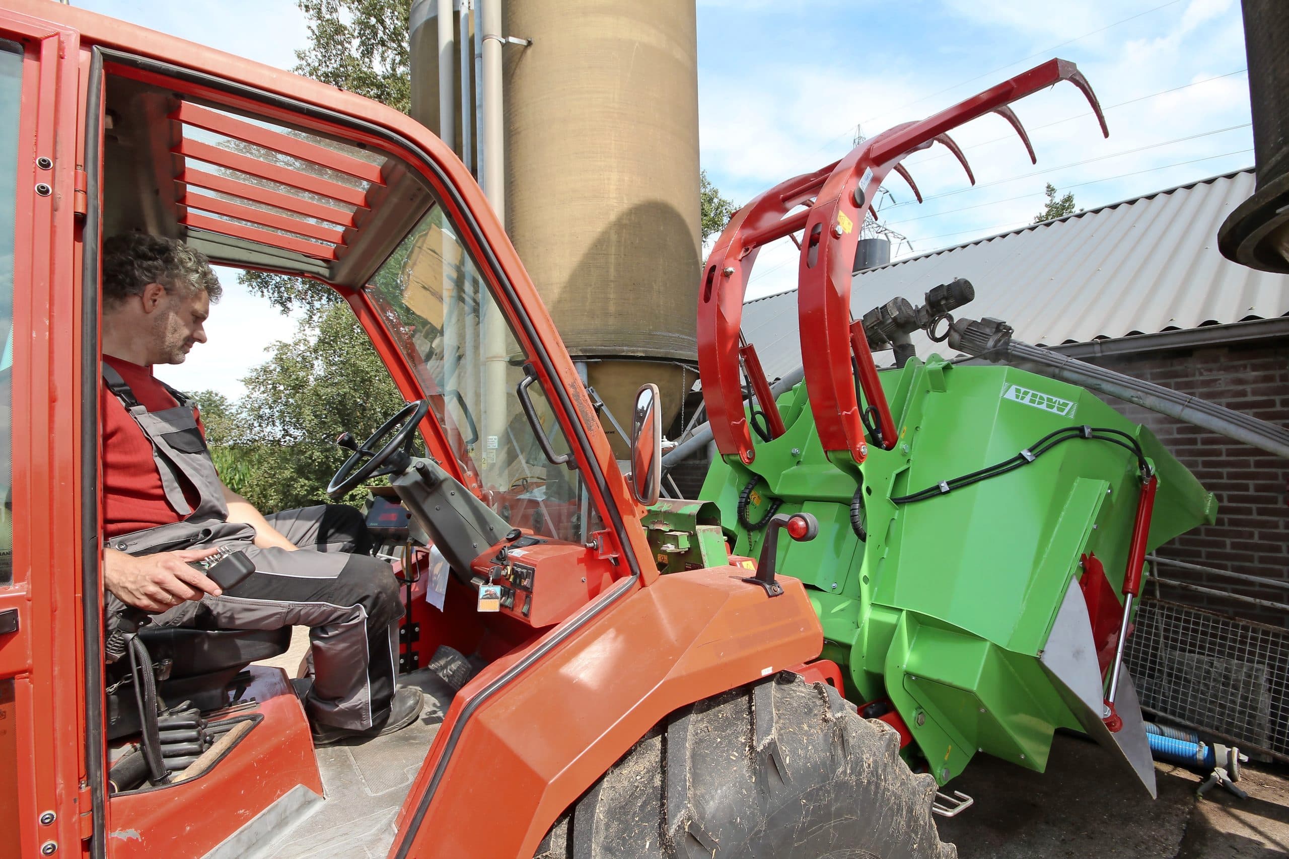 Gemengd voeren met Manitou off-road heftruck
