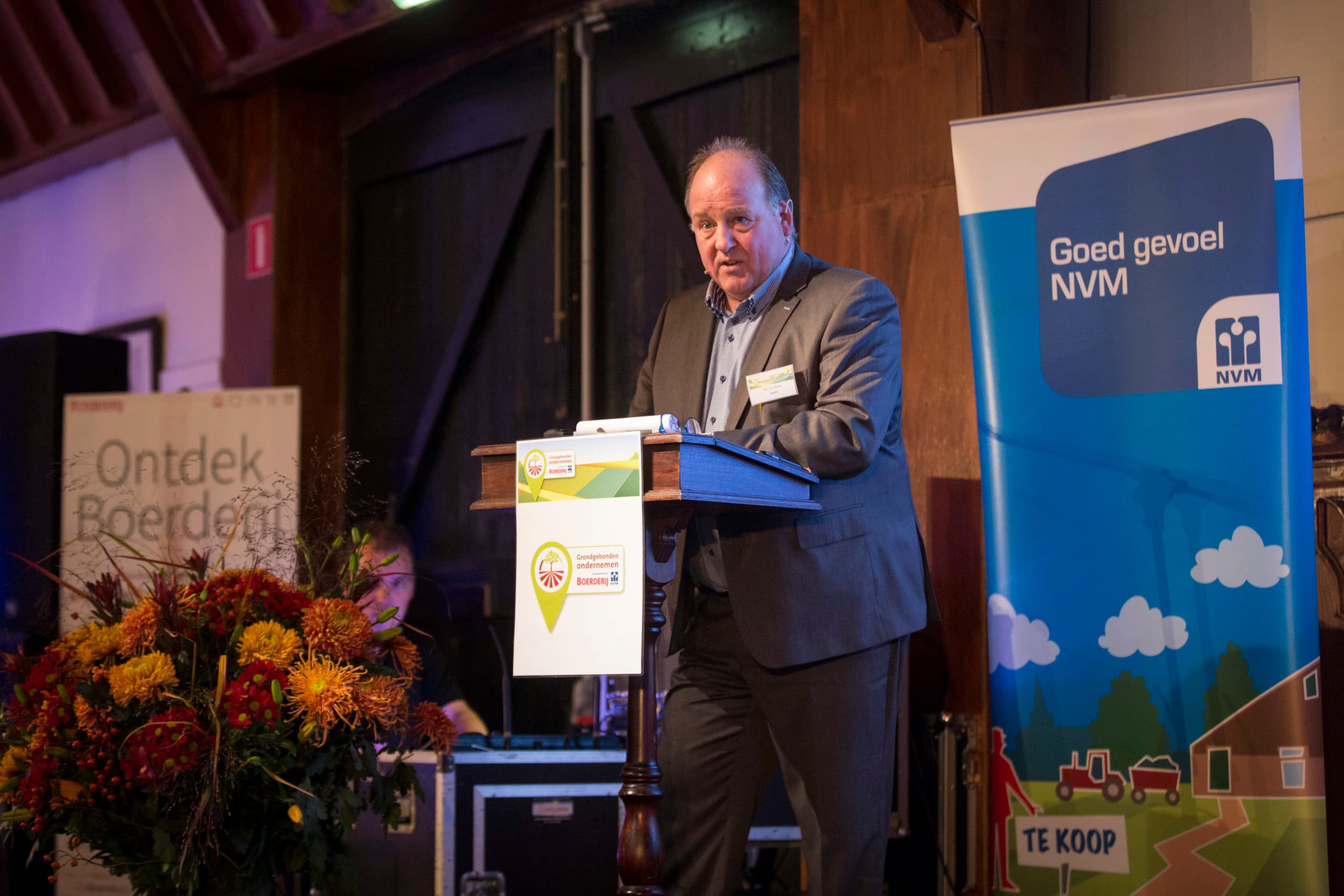 Fagoed-directeur Frans Willem Romer op een bijeenkomst voor grondgebonden ondernemerschap. Fagoed zag vorig jaar het areaal en het belegde vermogen krimpen. - Foto: Koos Groenewold