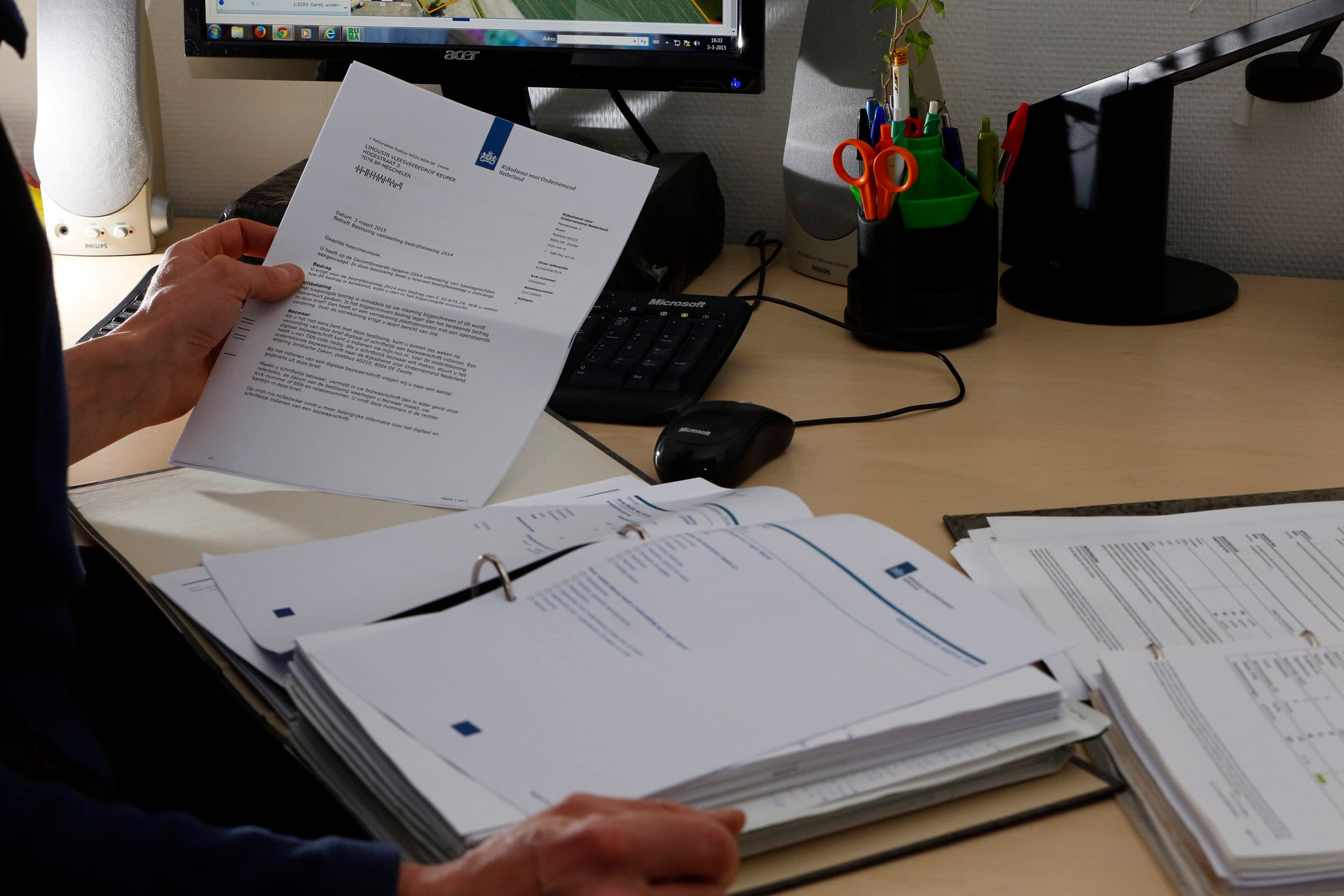 De afhandeling van een bedrijfsovername kan een adminstratieve nachtmerrie worden, heeft Pieter Schouten ervaren. RVO.nl 'wist het niet meer'. - Foto: Henk Riswick
