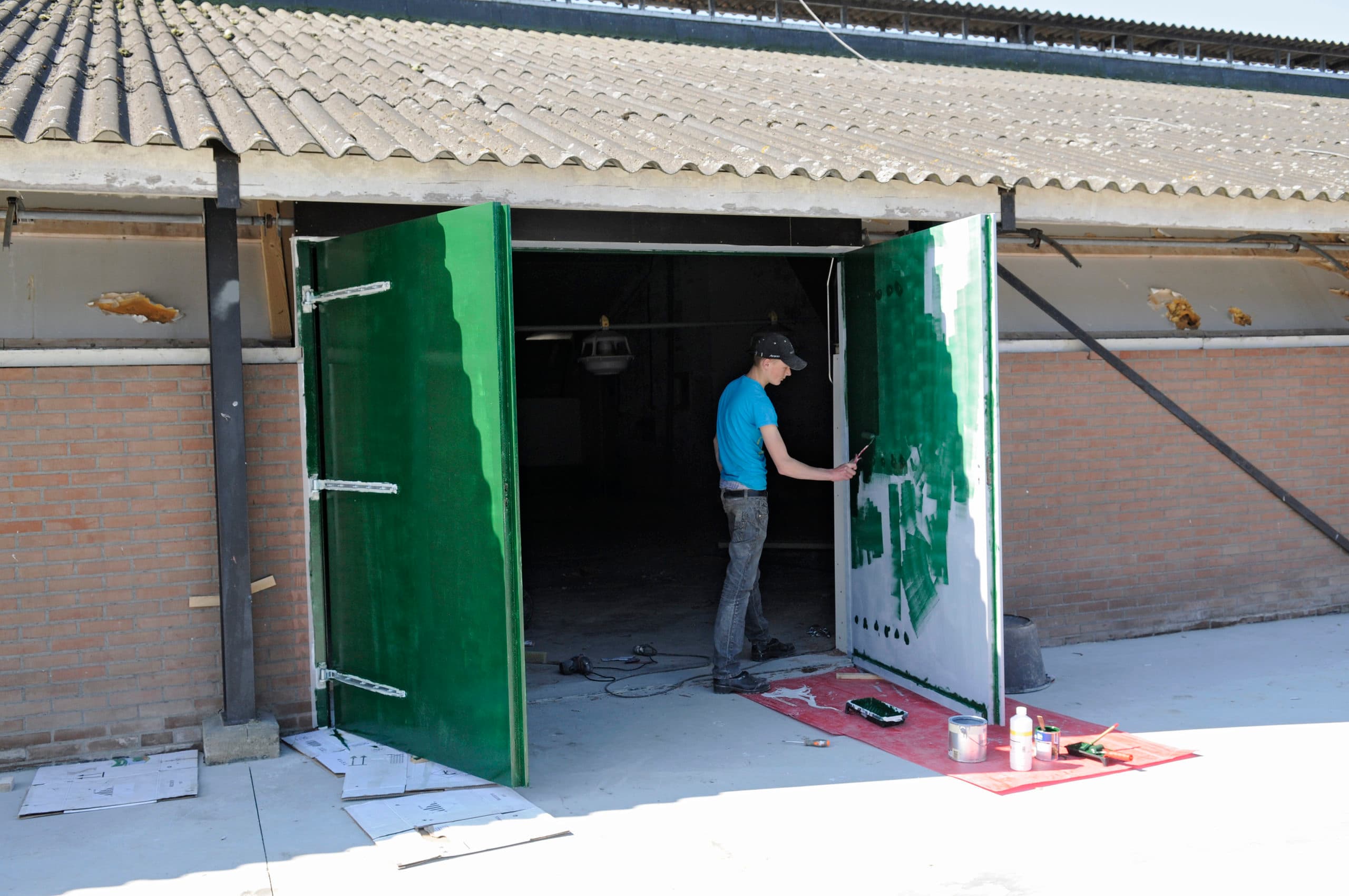 Melkveehouders geven minder uit aan onderhoud als de melkprijs laag is. - Foto: Marten Sandburg