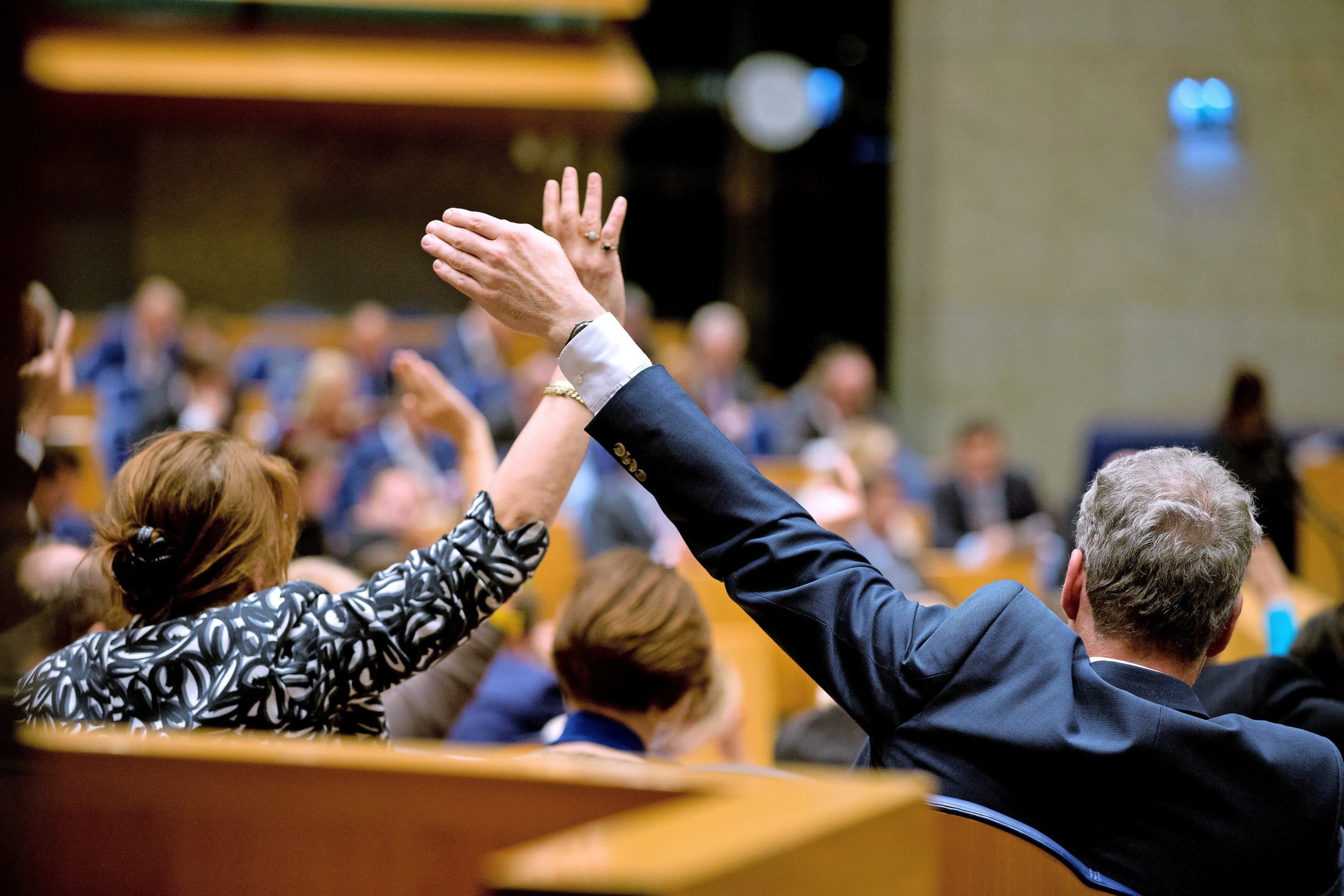 Een stemming in de oude Tweede Kamer. In de nieuwe samenstelling bleek deze week op landbouwgebied bij stemmingen van alles mogelijk. Foto: ANP