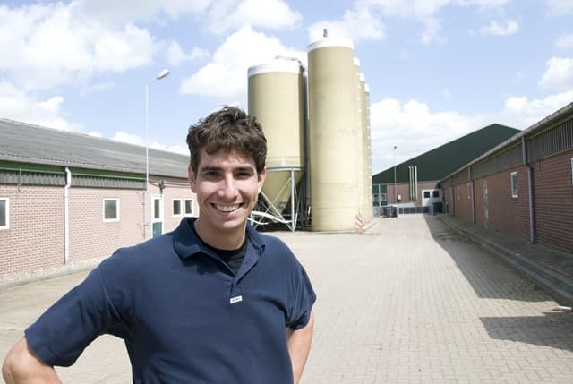 Sander van den Heijkant neemt voor ZLTO-varkenshouderij de taken waar van de afgetreden vakgroepvoorzitter William Meulendijks. - Foto: ZLTO