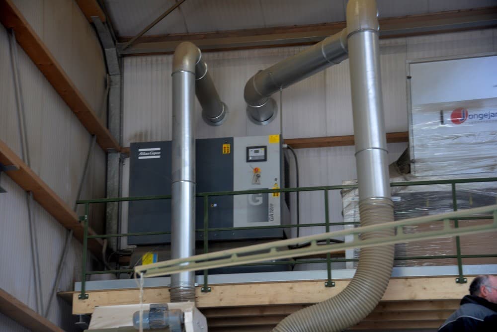 Een ander voordeel van de machine is dat deze de kisten af kan vullen op gewicht of aantal knollen.