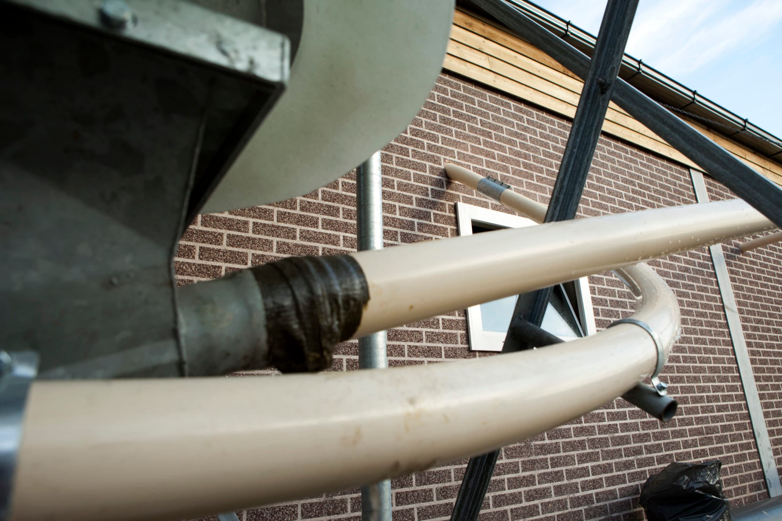 varkenshouder moet bewijzen dat voervijzel stalbrand veroorzaakte. - Foto: Bart Nijs