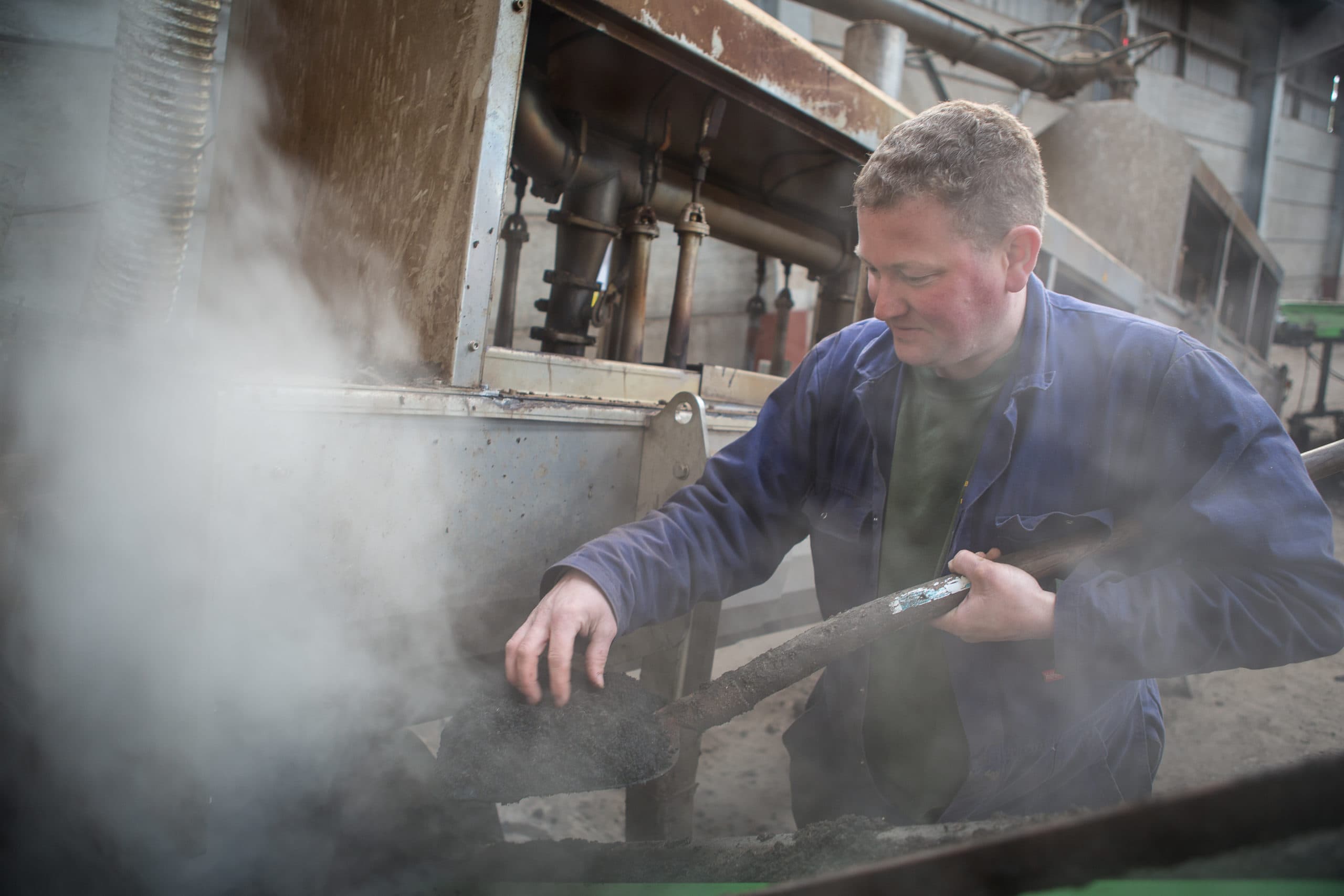 Mestverwerking bij Verkooyen in Langeweg (NBr.). Zij verwerken drijfmest tot water, dikke fractie en mineralenconcentraat. Foto: Peter Roek