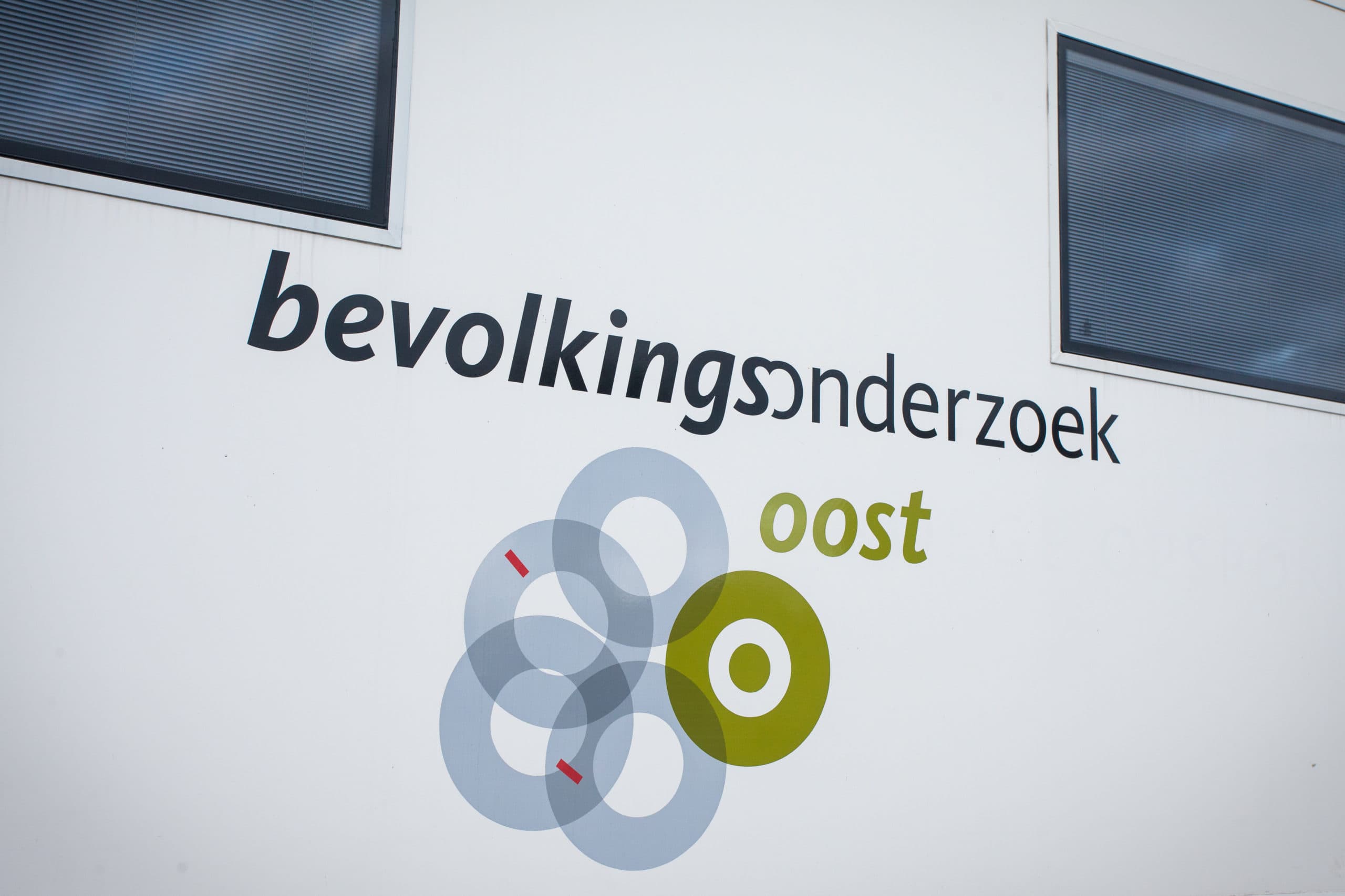 Meerdere artikelen in kranten en op internet over de link tussen het voorkomen van borstkanker en de boerderij zijn onzin, schrijft columnist Margreet Welink. - Foto: ANP