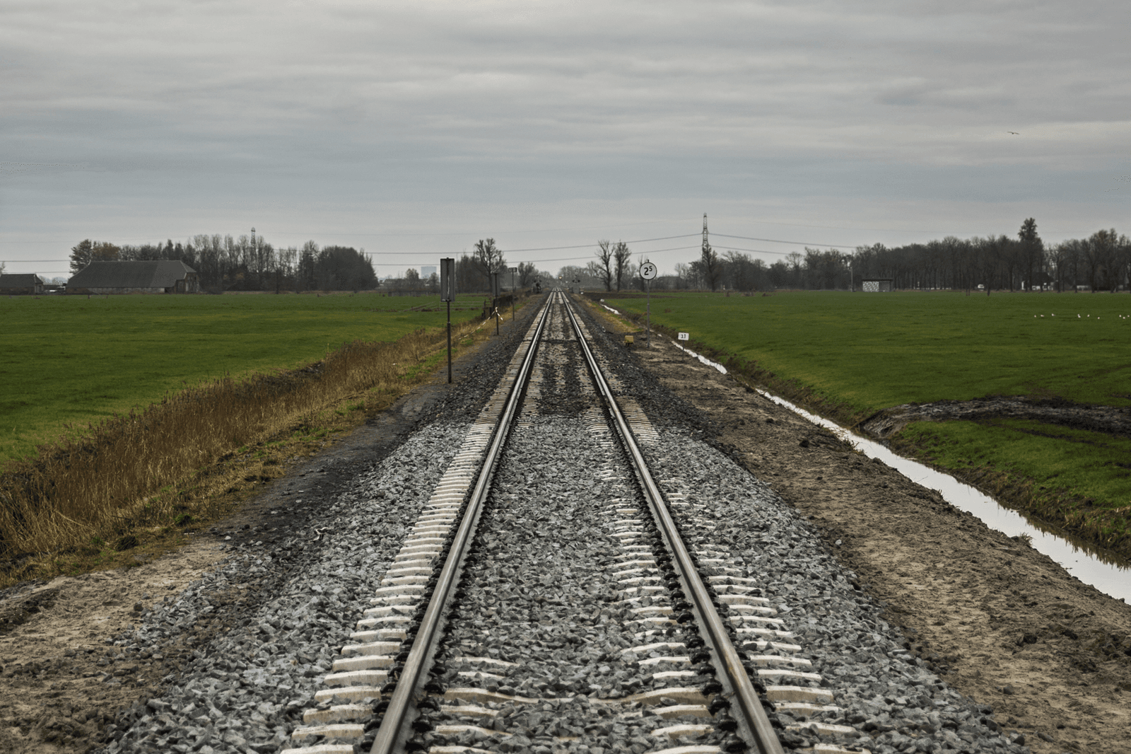 Zorg om onbewaakte spoorwegovergangen - Foto: ANP