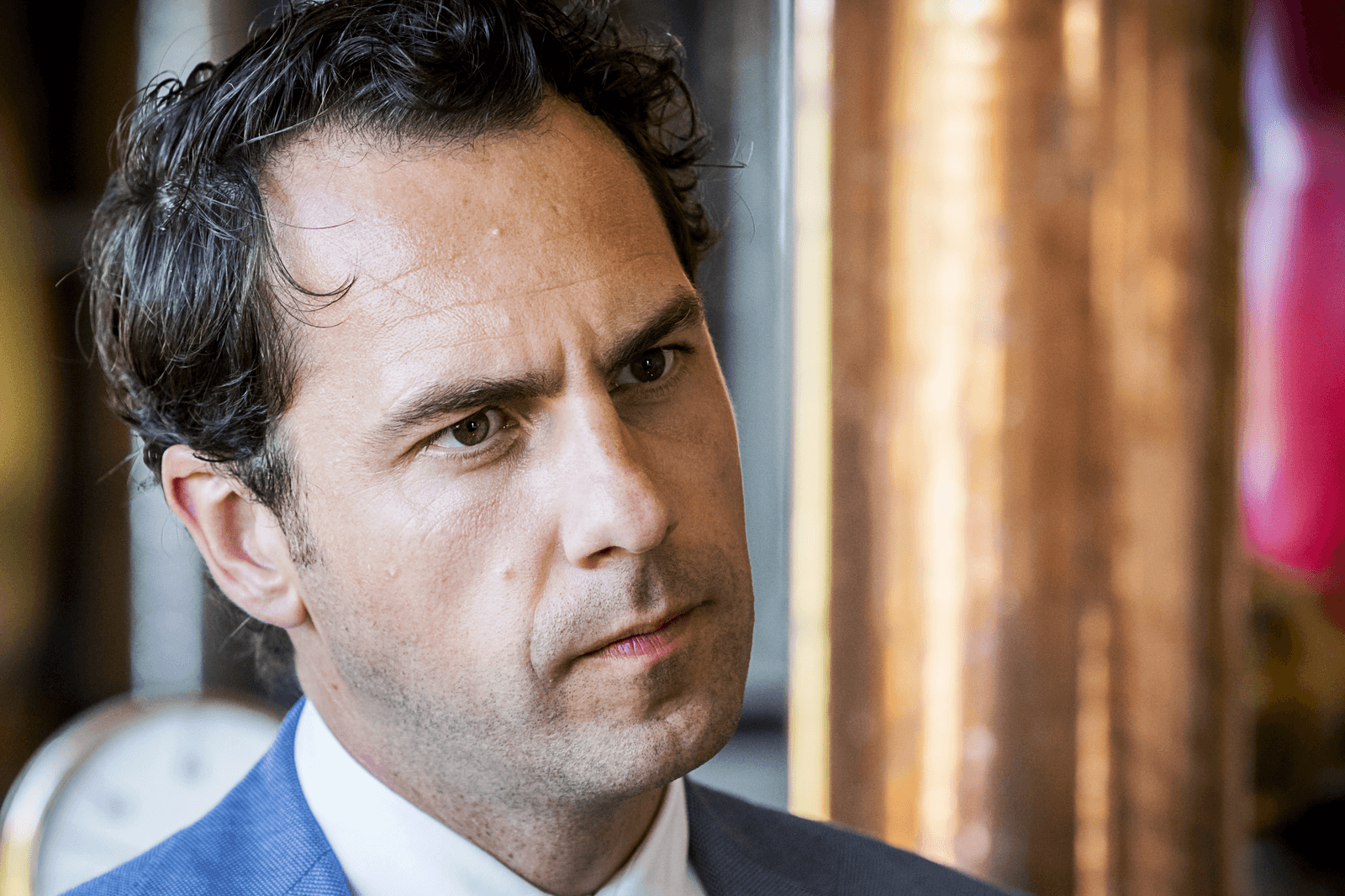 De positieve gezondheidseffecten van intensieve veehouderij zijn volgens staatssecretaris Martijn van Dam niet van vergelijkbare aard en omvang zijn als de negatieve gezondheidseffecten.  - Foto: ANP