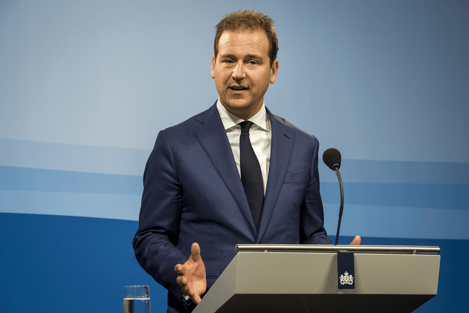 Asscher: sleutel ligt bij gemeente bij uitbetalen werknemers Hilckmann - Foto: ANP