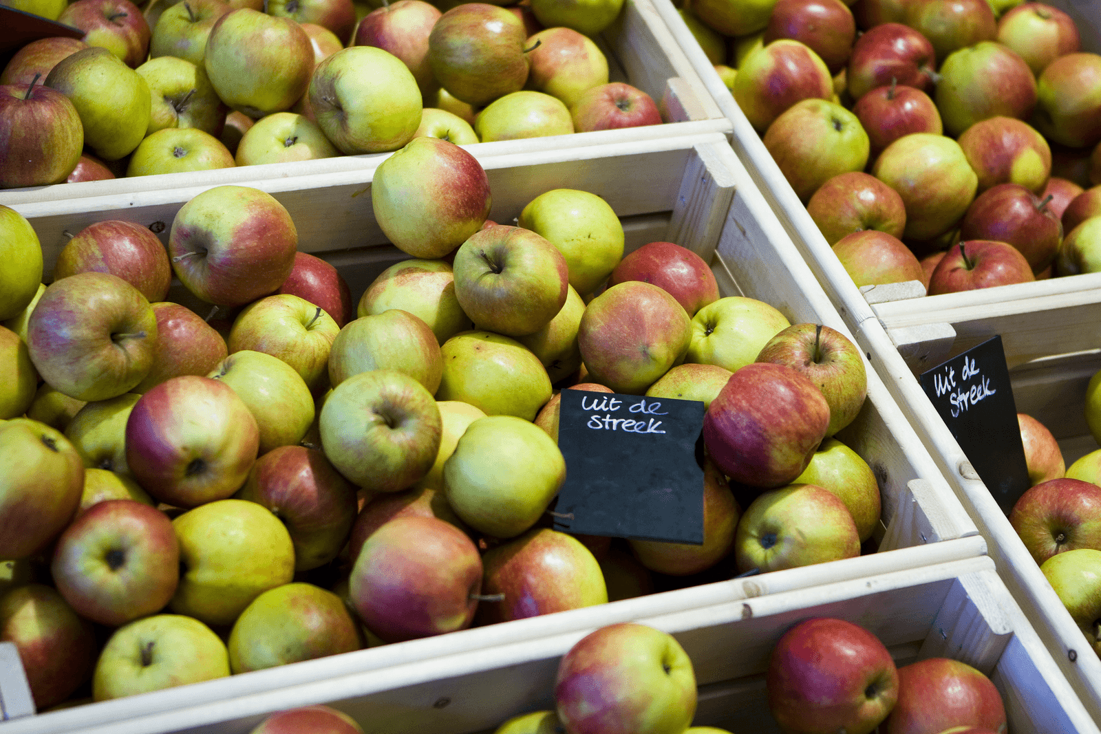 Geen aanwijzigingen illegale inzet koper in biofruit - Foto: ANP