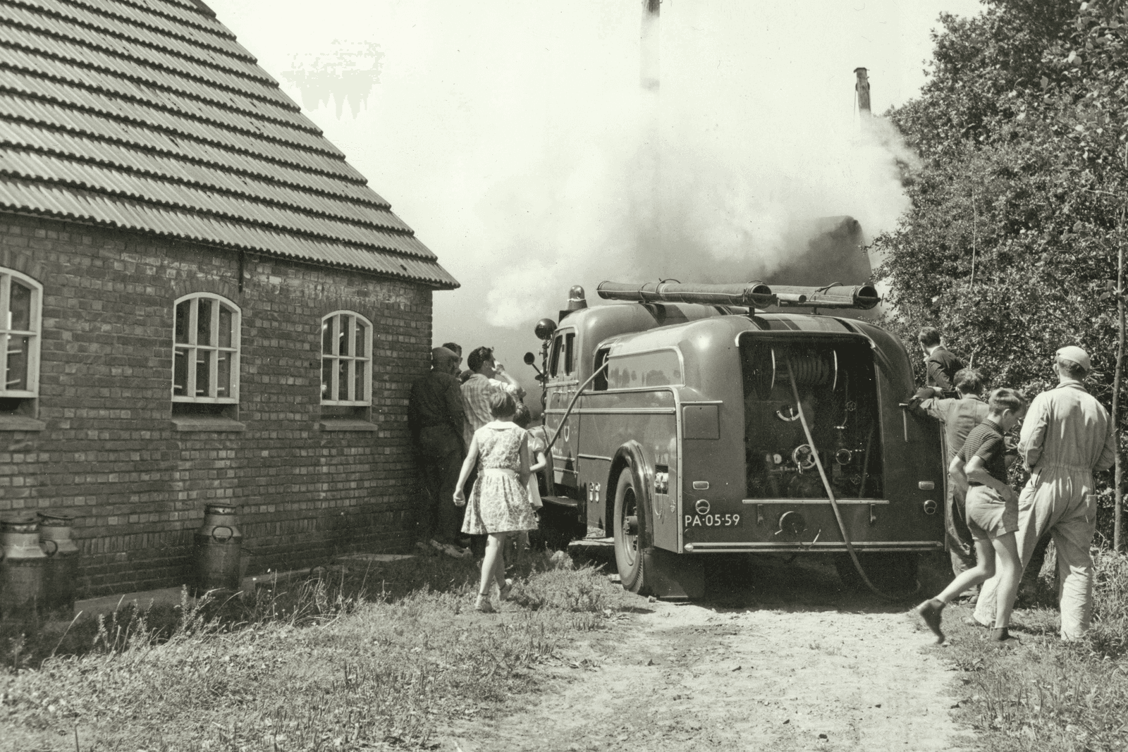 Bluswater aanvoeren in 1963 - Foto: Misset
