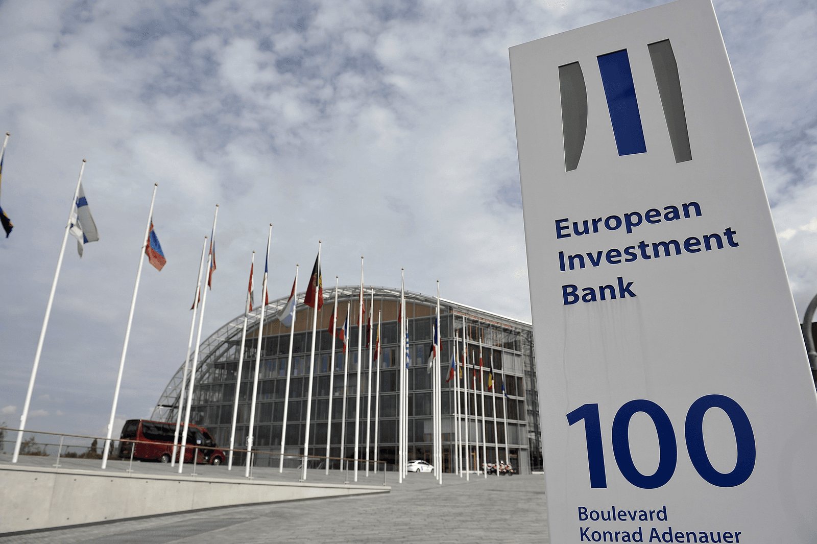 EIB wil bedrijfsovernames landbouw financieren - Foto: ANP