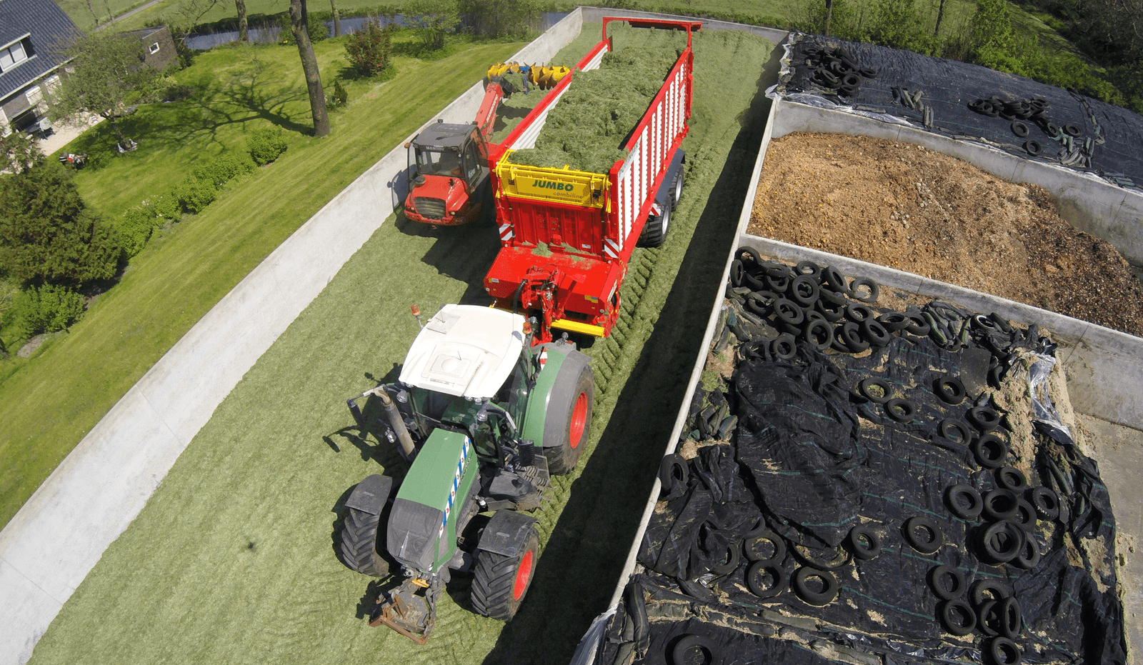 Tractorfan XL: Massaal de eerste snede kuilen