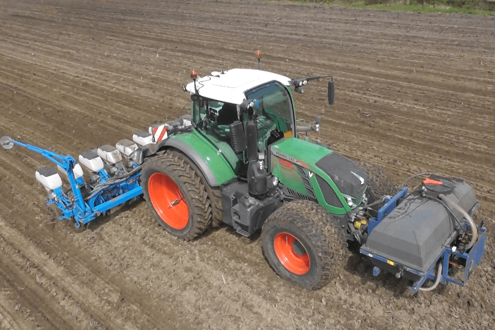 Tractorfan 17: Mais zaaien op 50 cm