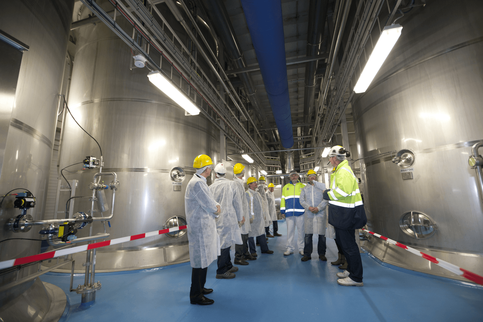 Rondleiding in een Avebefabriek, in Ter Apelkanaal.</p> <p><em>Foto: Hans Banus</em>