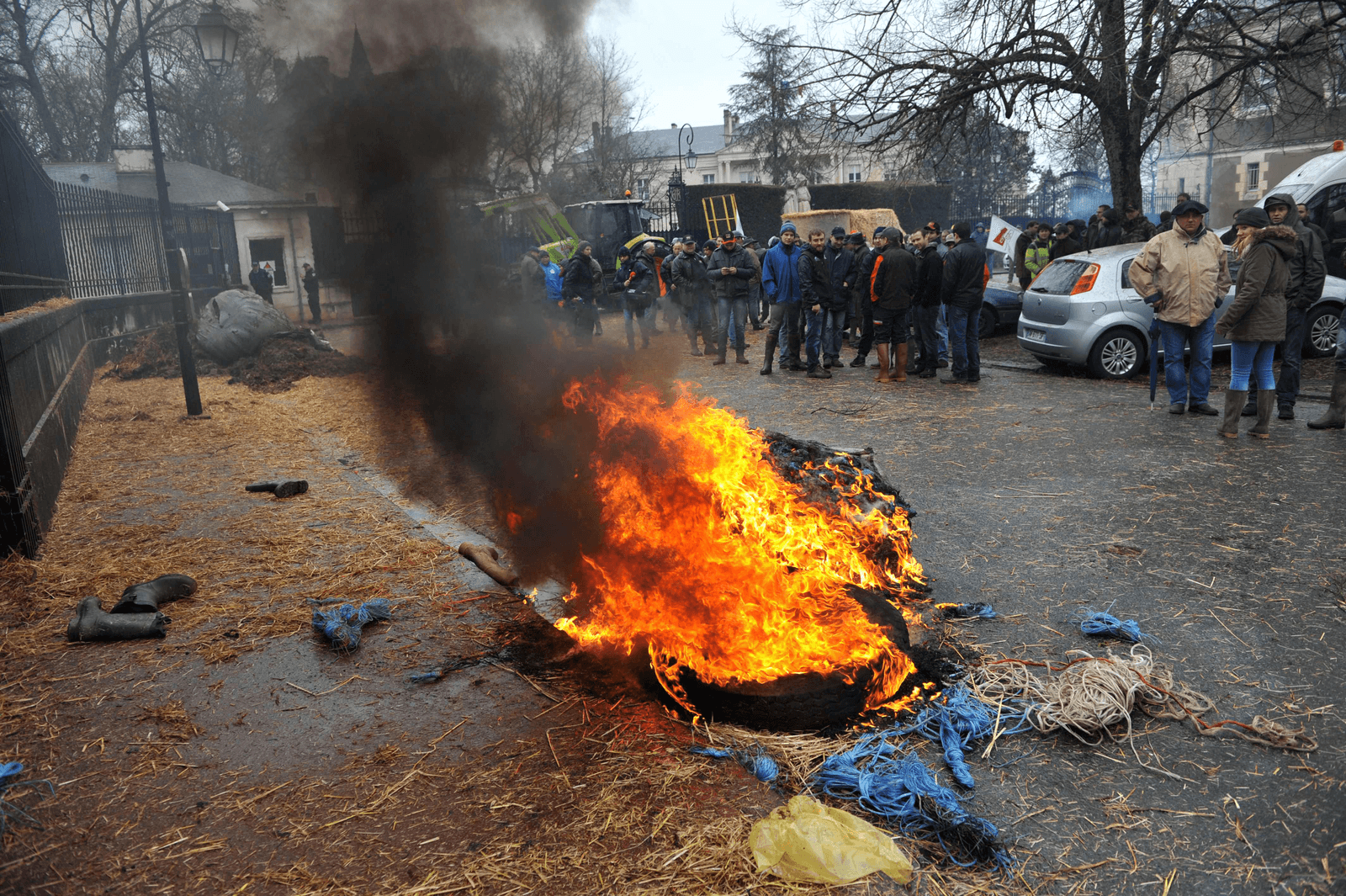 Franse boeren protesteren al tijden tegen de dalende prijzen die boeren voor hun producten ontvangen. Foto: ANP
