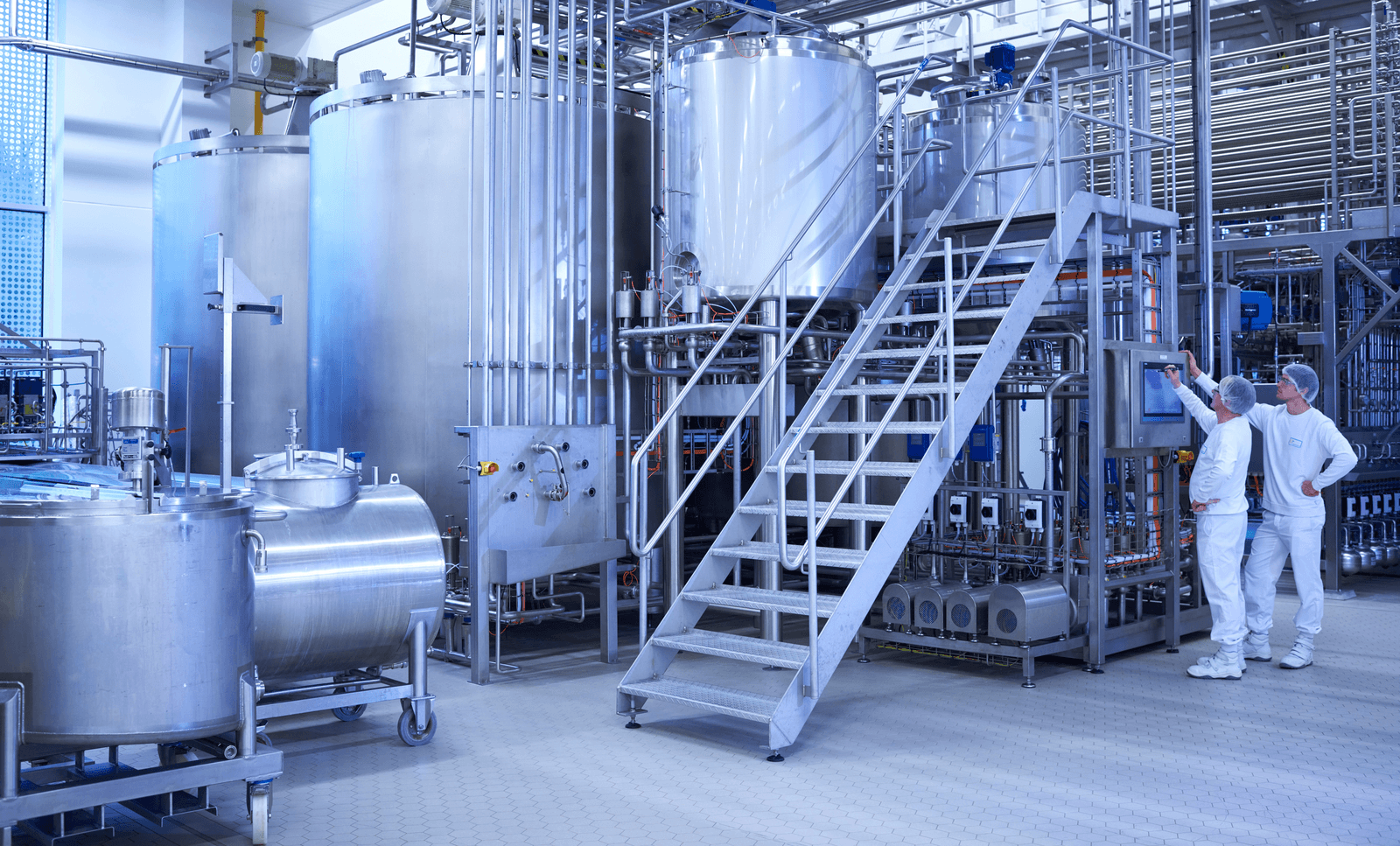 Testproductie van zuivelgrondstoffen in de proeffabriek in Wagingen. Foto: FrieslandCampina