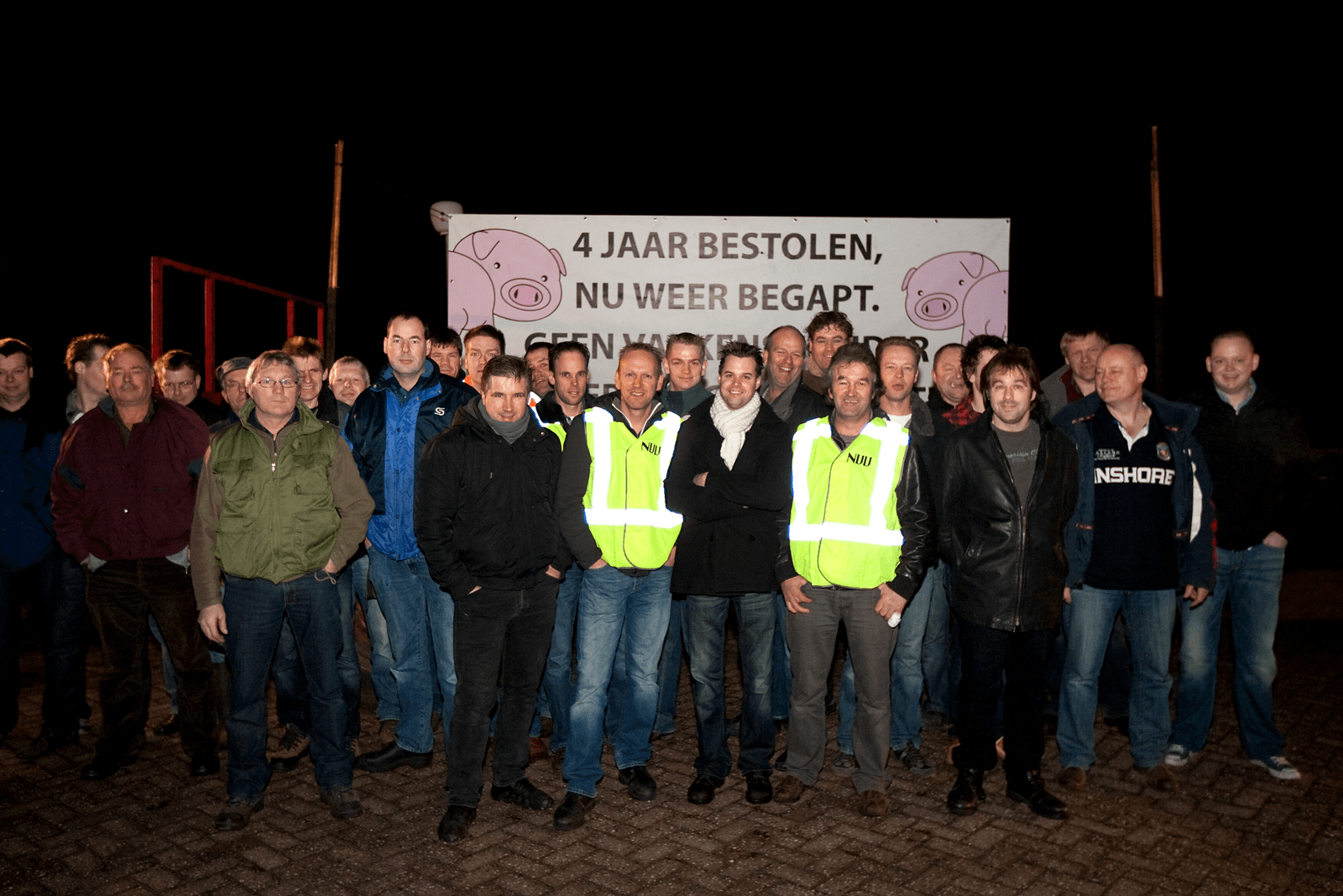 Varkenshouders verzamelen zich om een VION slachterij te blokkeren in 2011.