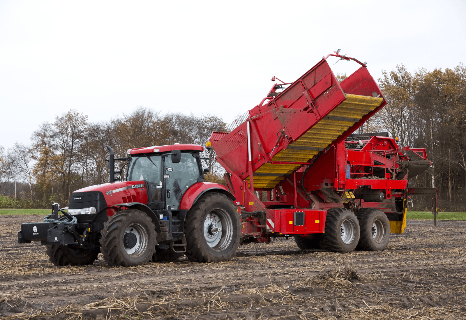 Grimme test tandemasrooier met extra grote bunker