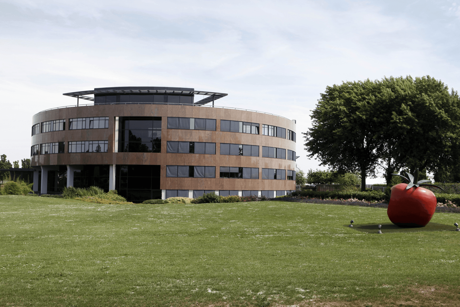 Bedrijfspand van Monsanto in Bergschenhoek. Foto: Roel Dijkstra