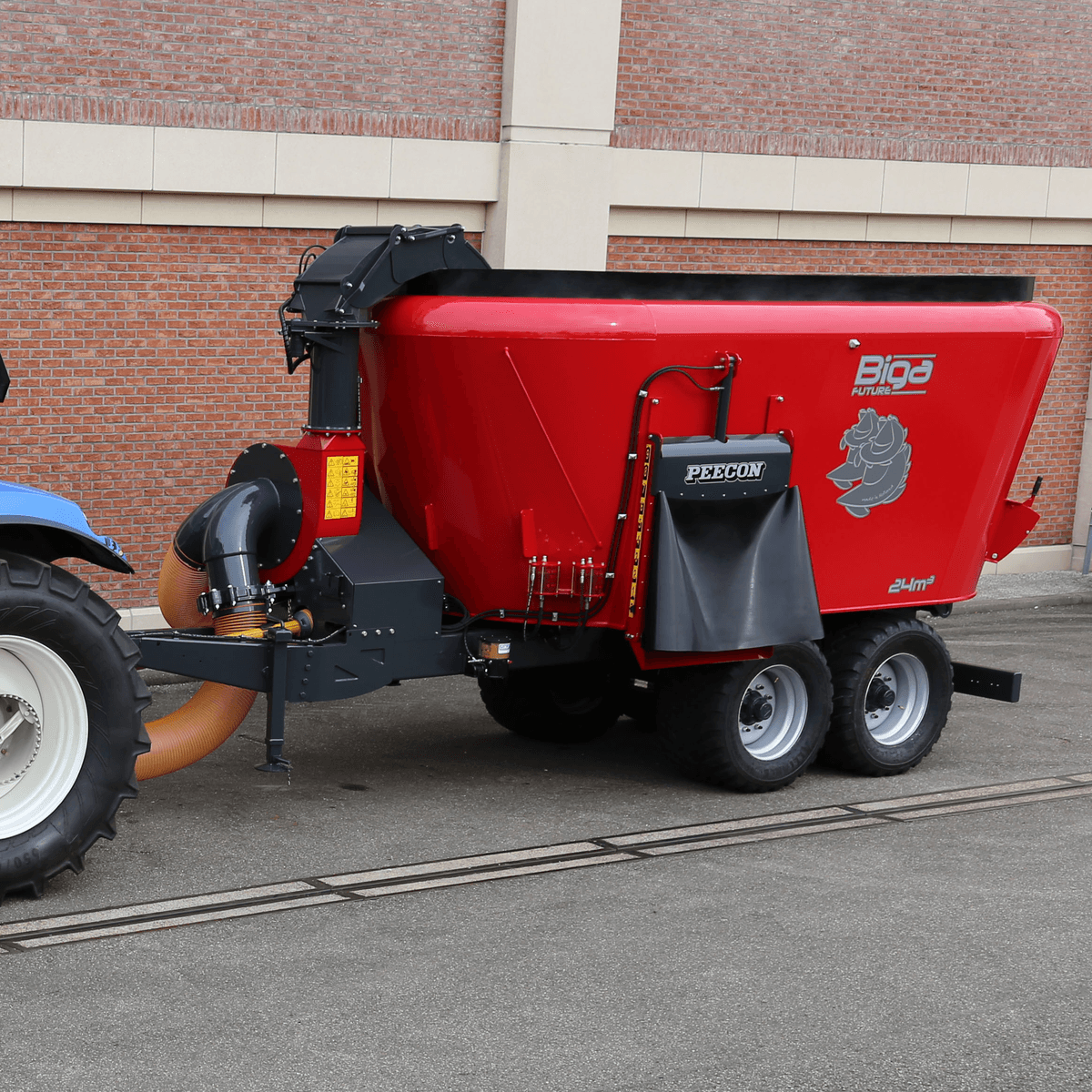 Zomerstalvoeren met mengwagen