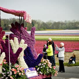 Bloemencorso weer door de Bollenstreek