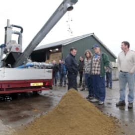 Twee typen scheiders op demo mestbewerking