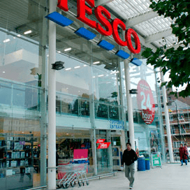 Tesco ziet winst dalen